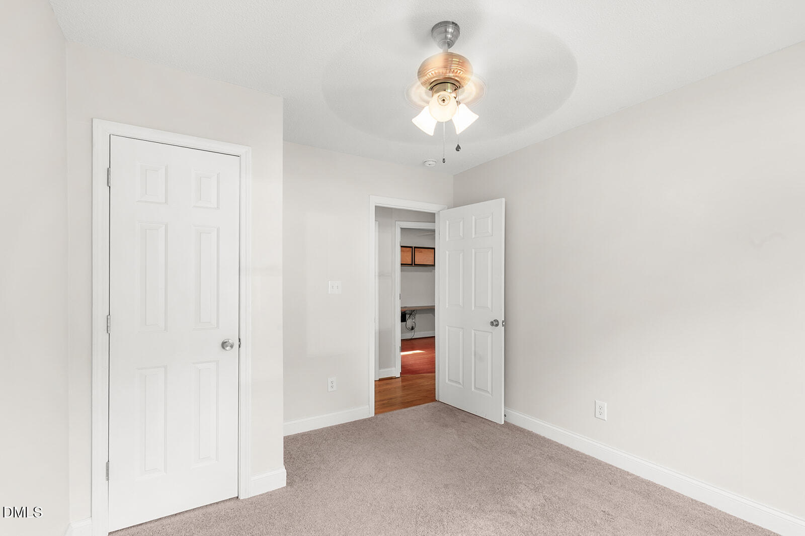2113 Henslowe Drive Property Photo 20