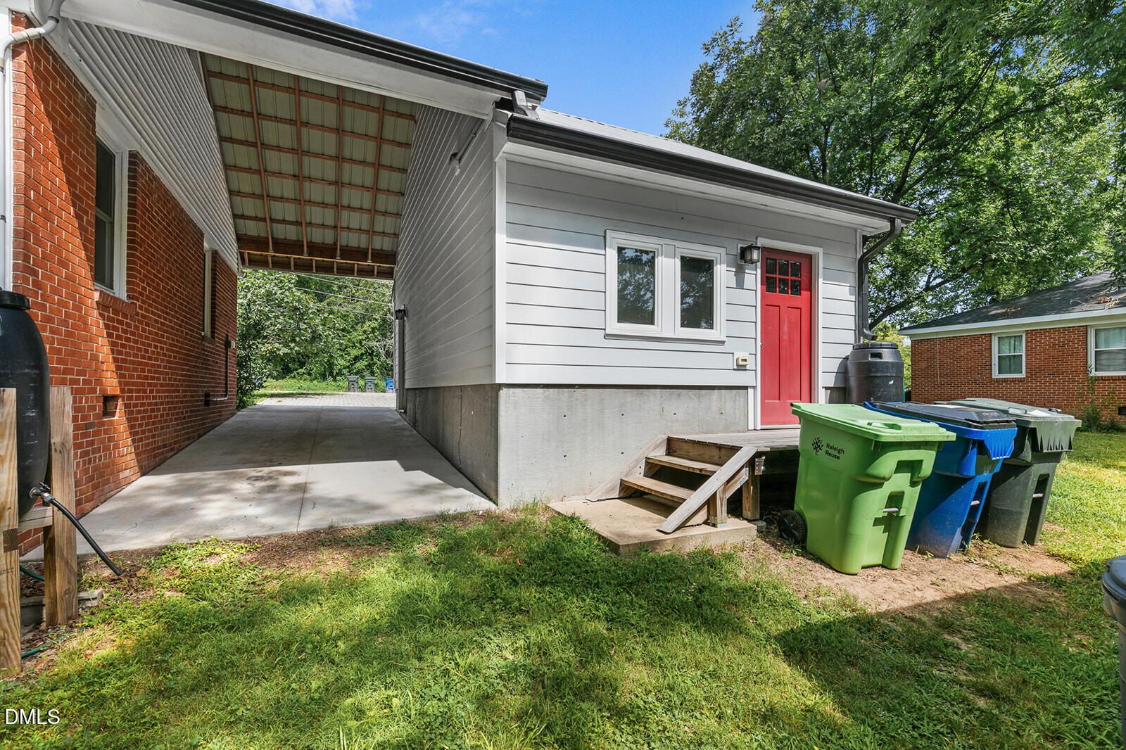 2113 Henslowe Drive Property Photo 29