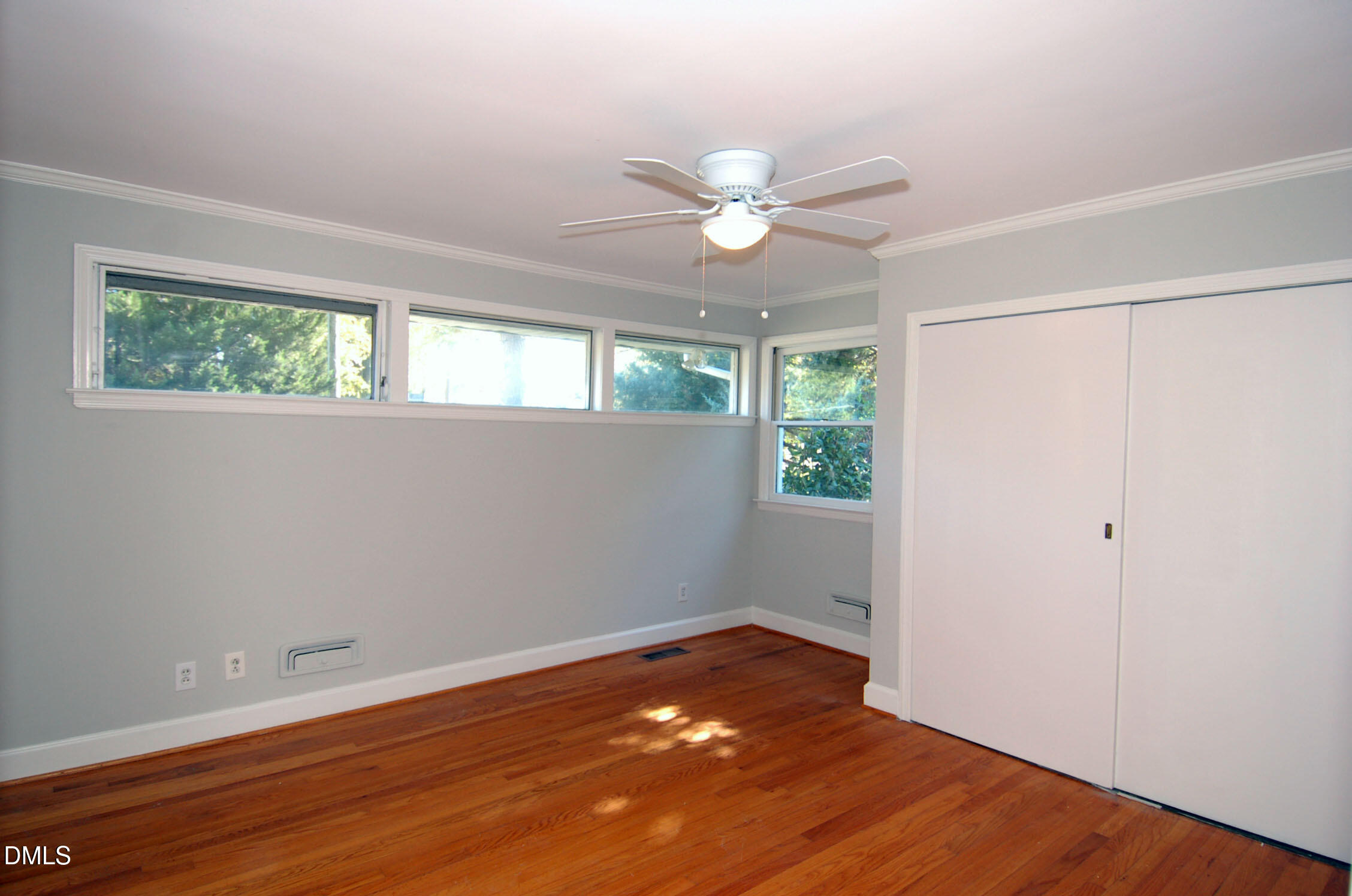 727 Graham Street Property Photo 12