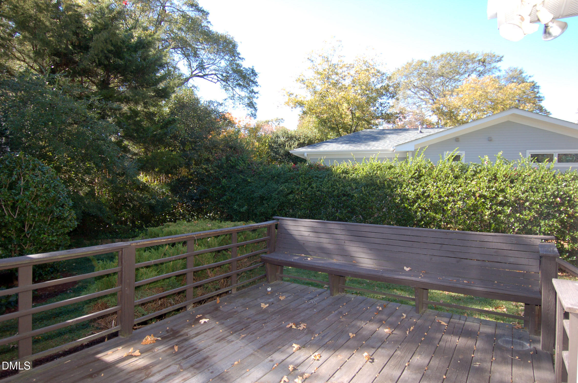 727 Graham Street Property Photo 16