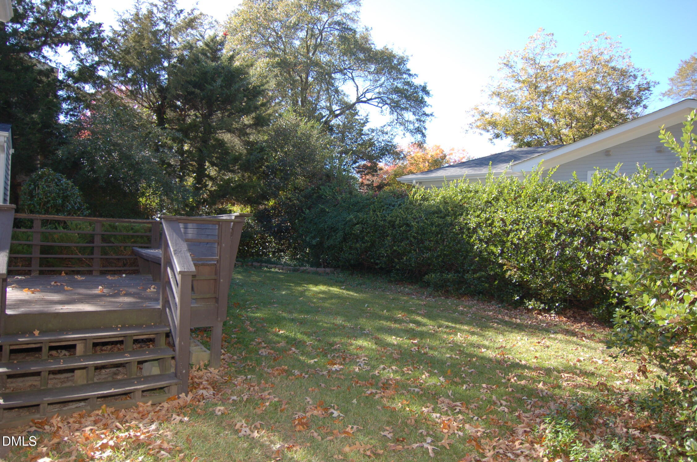 727 Graham Street Property Photo 17