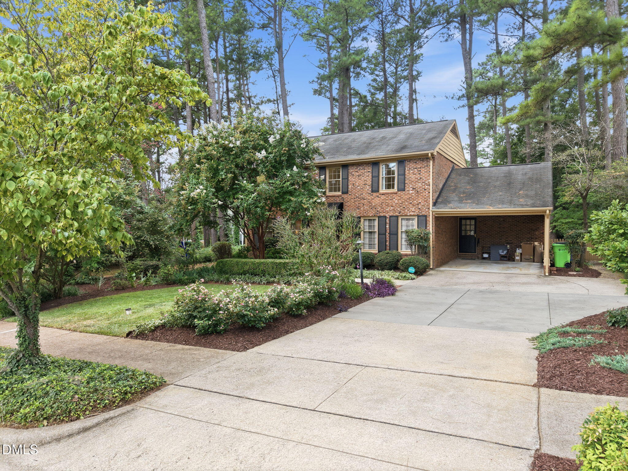 5805 Morning Forest Drive Property Photo 4