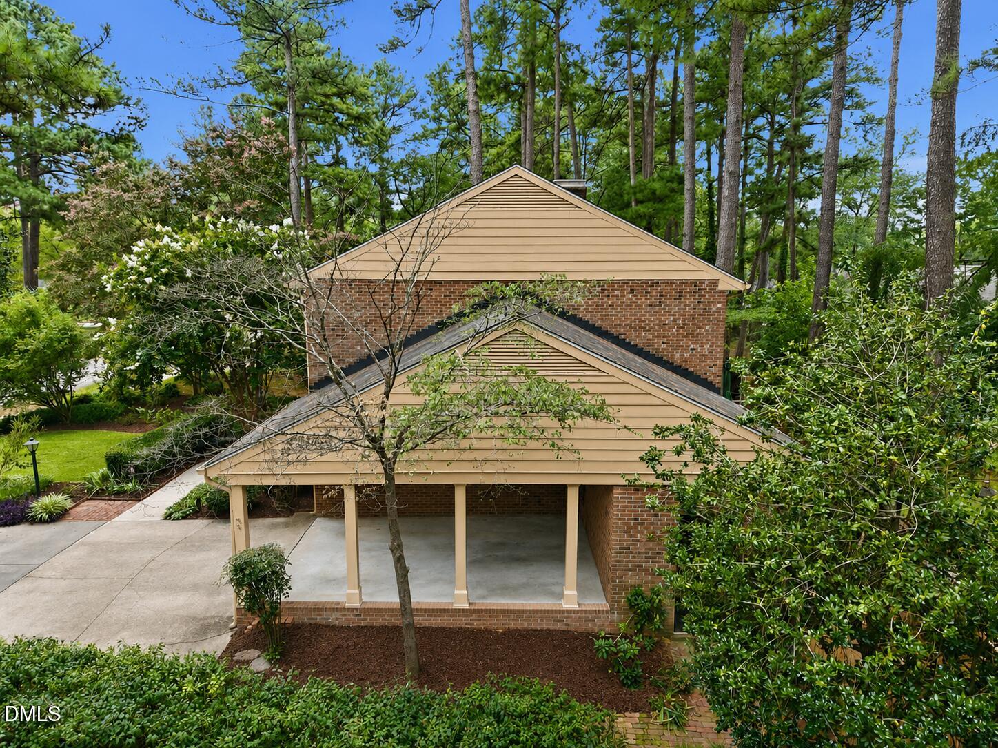 5805 Morning Forest Drive Property Photo 7