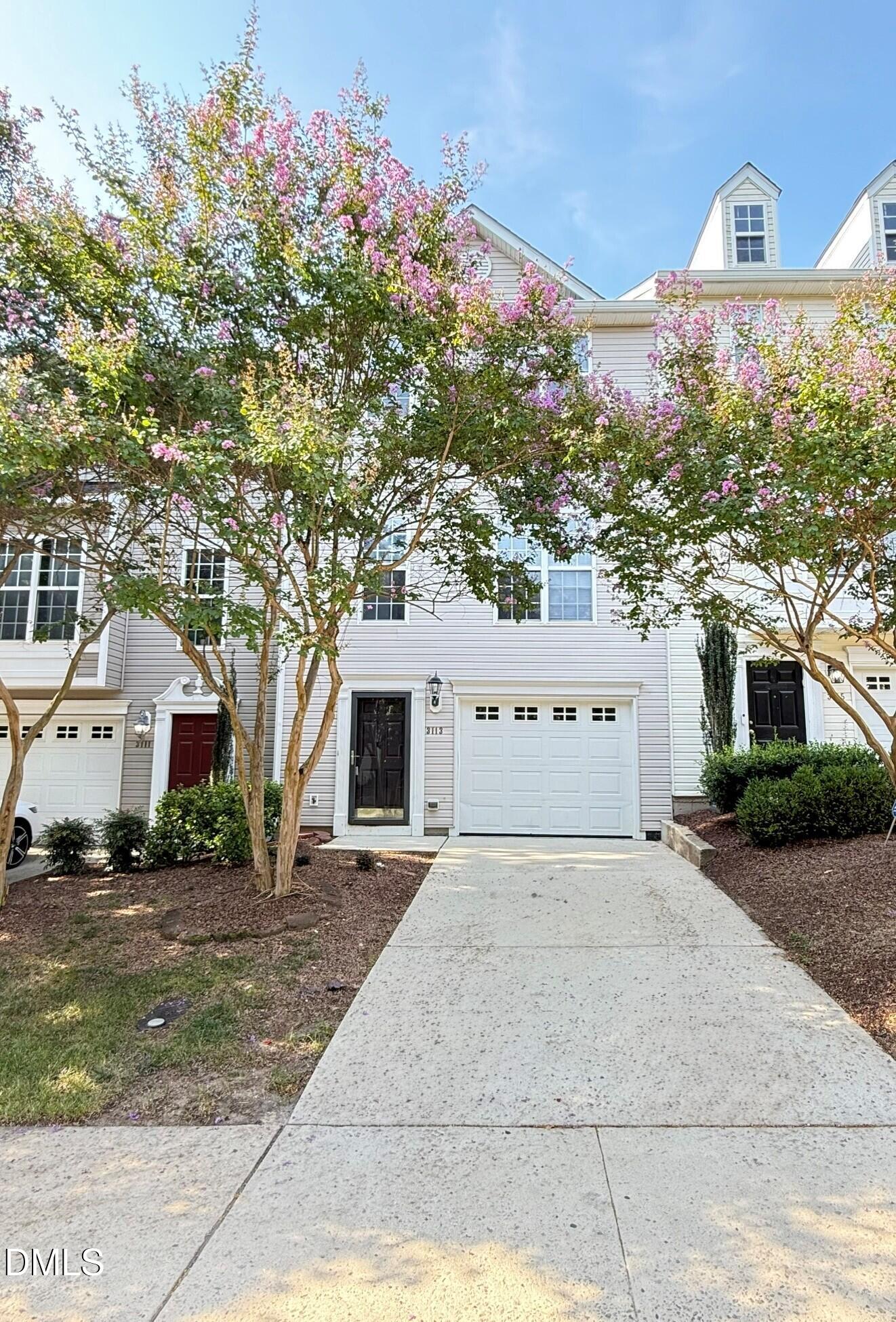 3113 Settle In Lane Property Photo 1