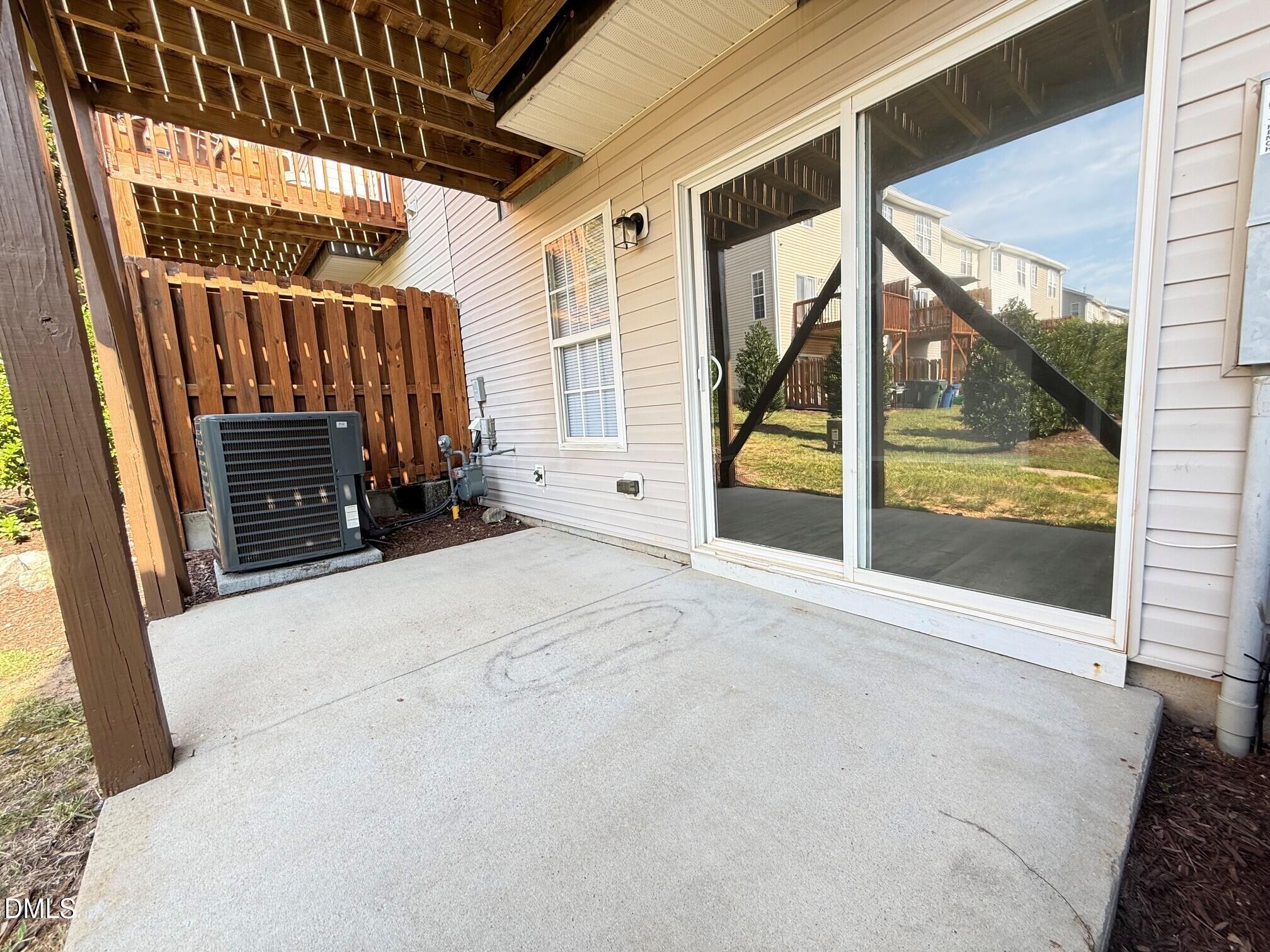 3113 Settle In Lane Property Photo 29