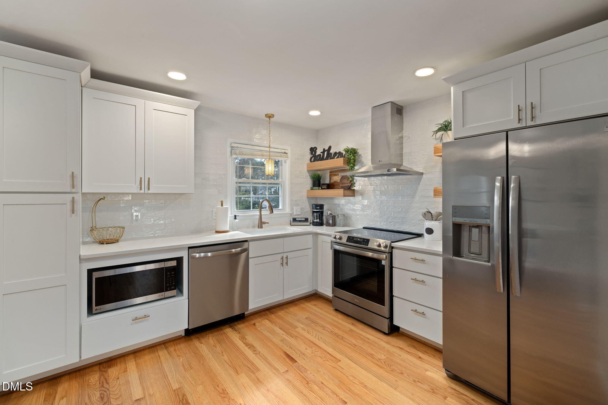 2504 Remington Road Property Photo 16