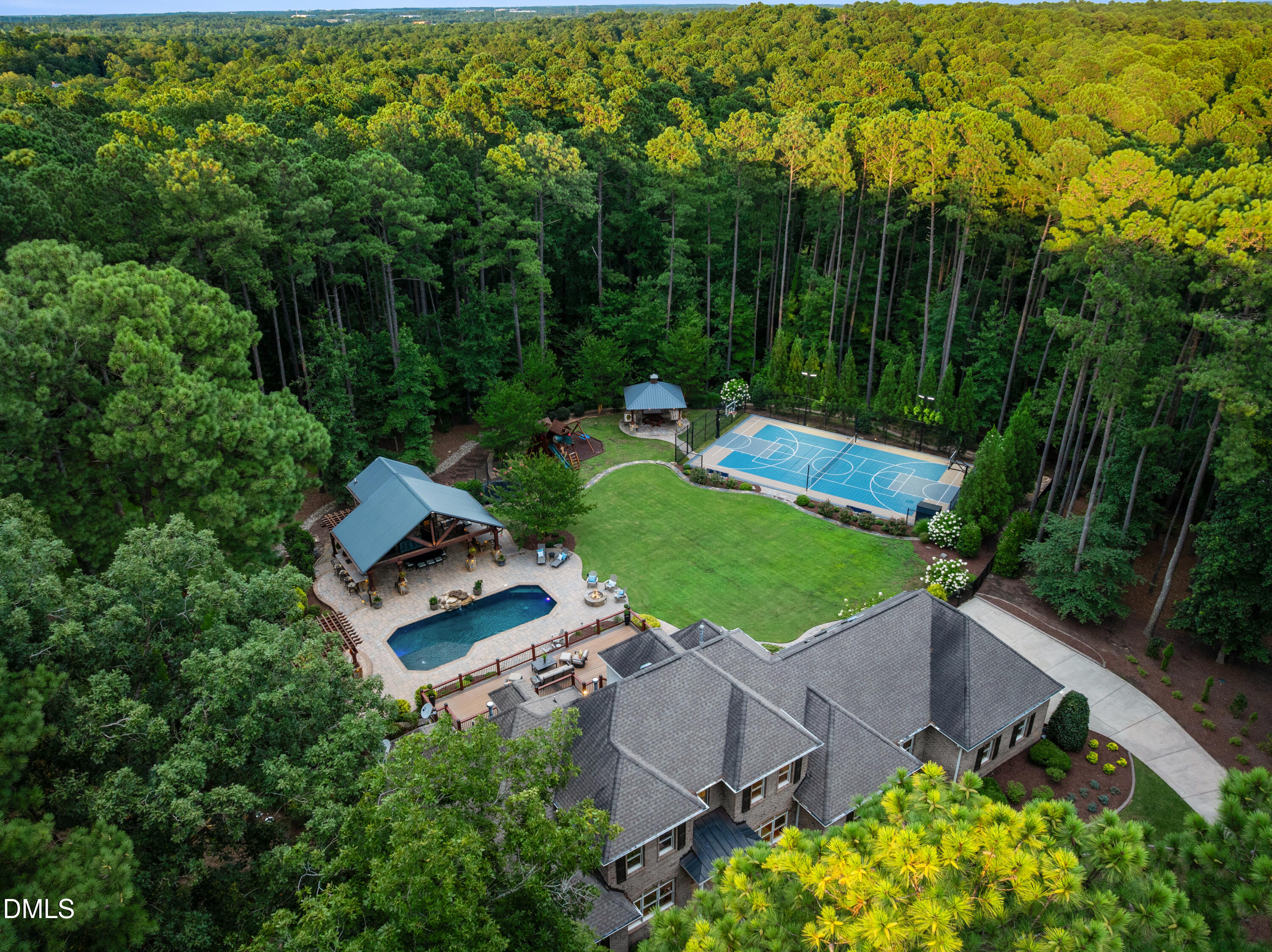 21 China Doll Court Property Photo 11