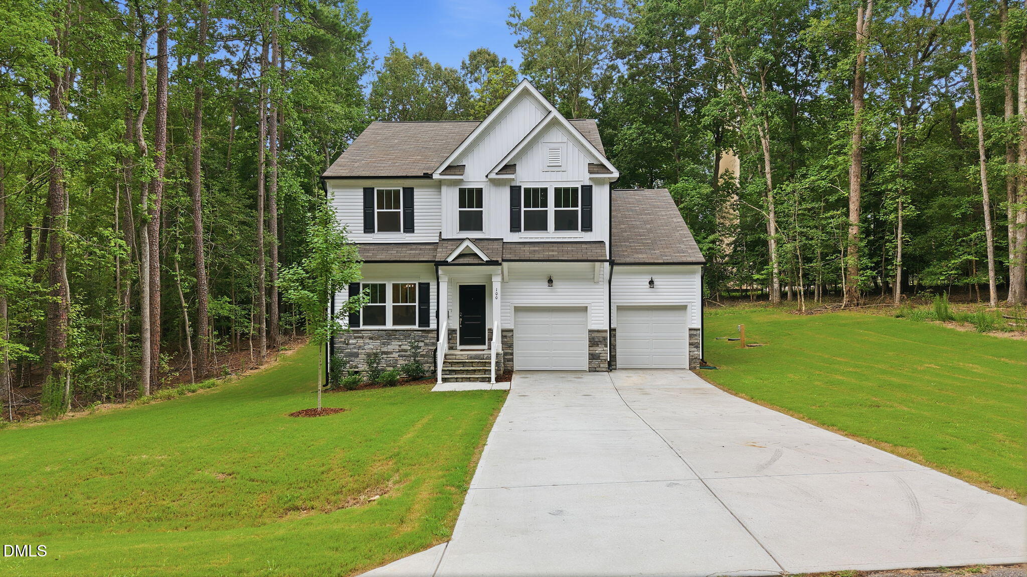 100 Chanute Circle Property Photo 1