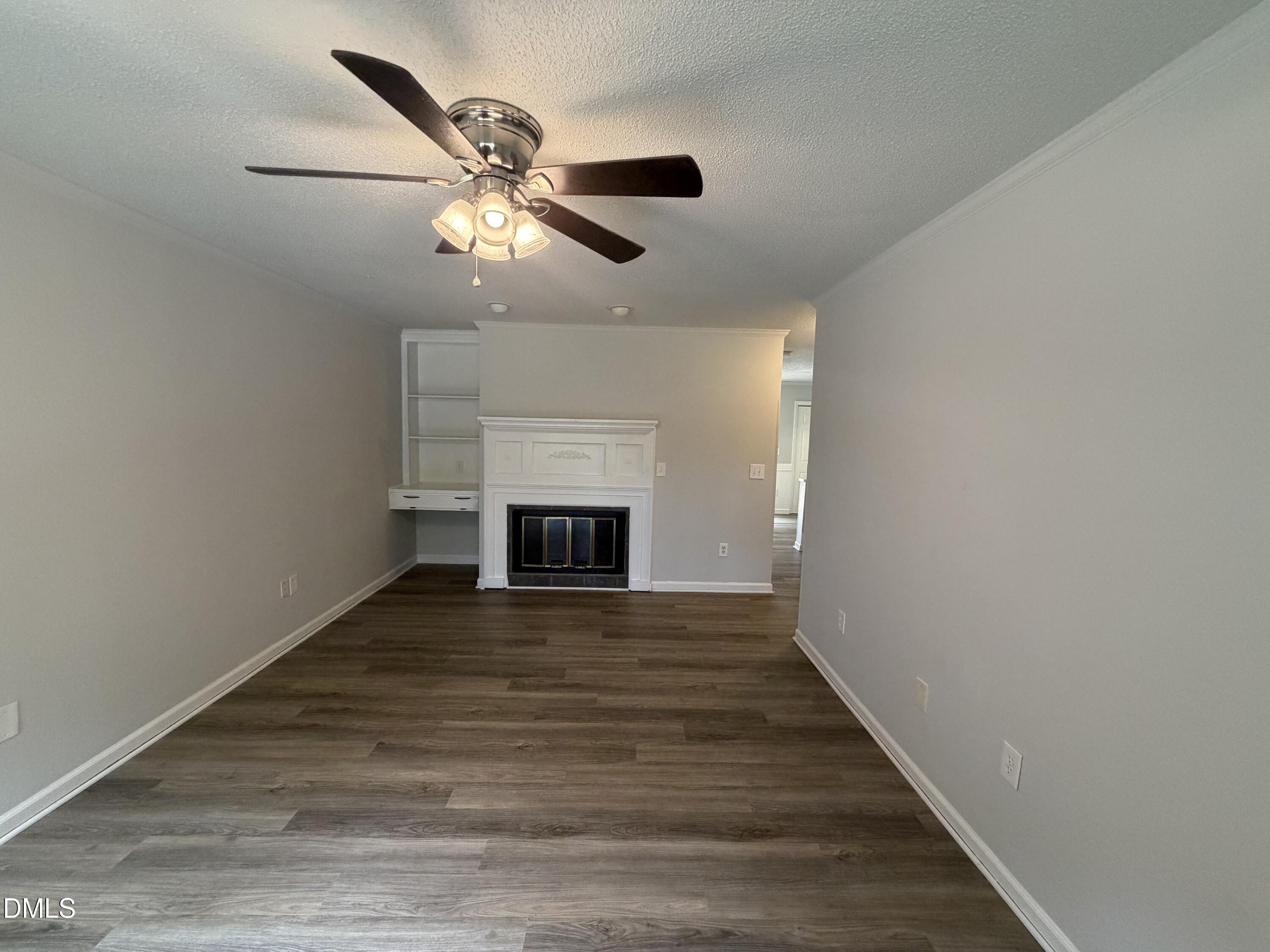 4305 Kaplan Drive Property Photo 4