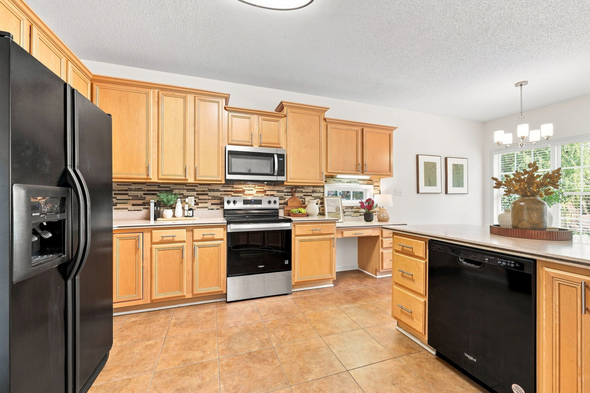 5501 Southern Cross Avenue Property Photo 9