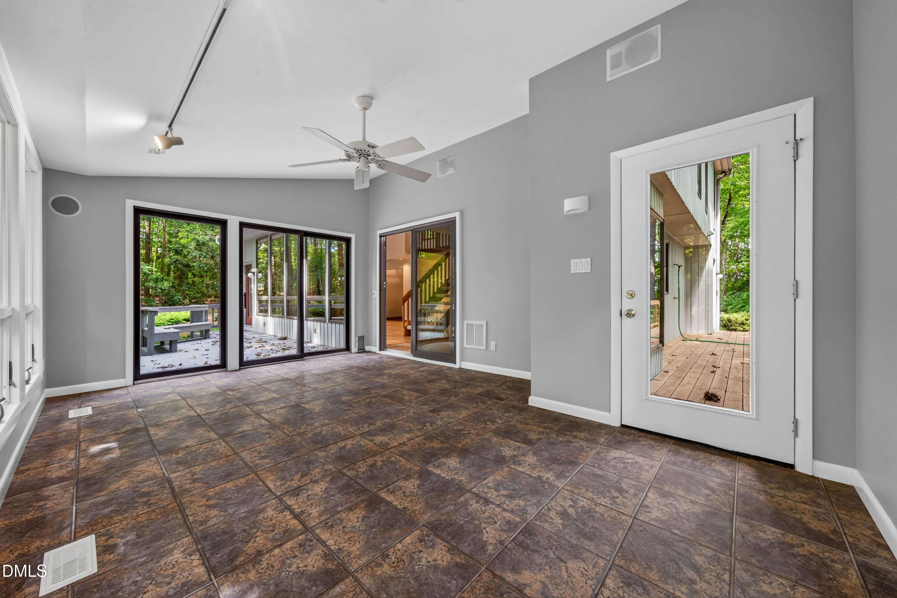 1024 Reca Road Property Photo 20