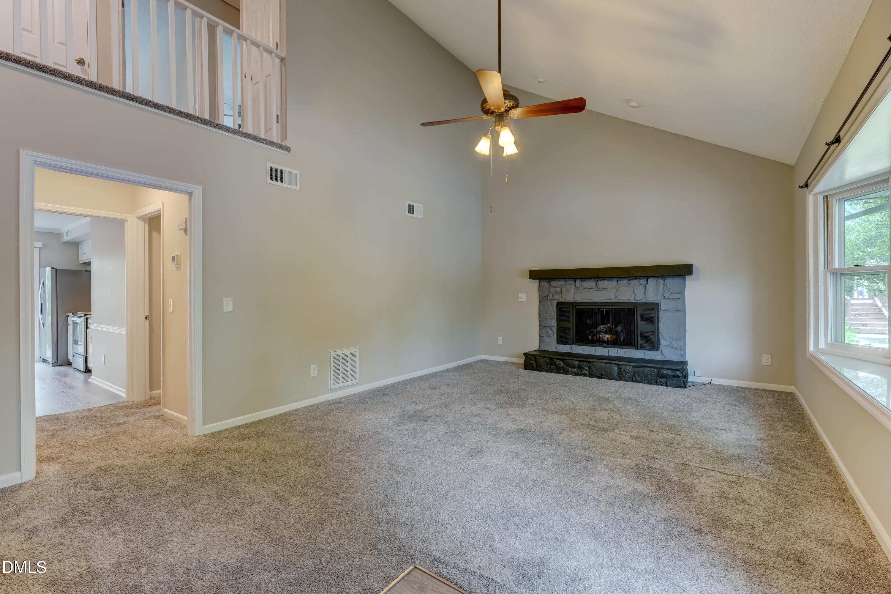 2202 Huntington Road E5 Property Photo 2