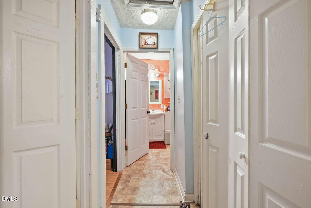 109 Twin City Street Property Photo 9