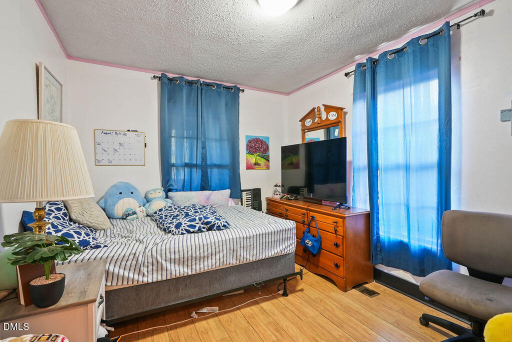 109 Twin City Street Property Photo 12