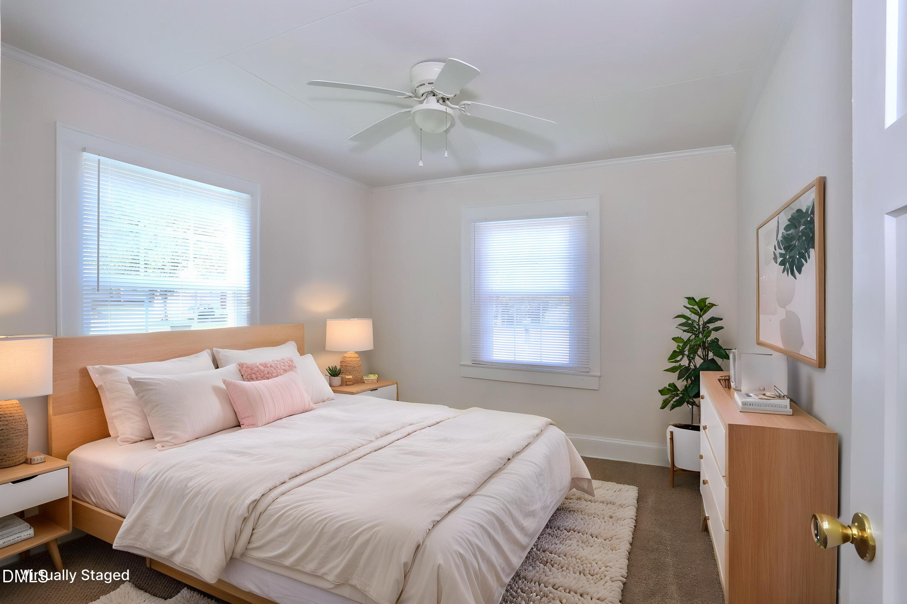 1320 Whitsett Street Property Photo 5