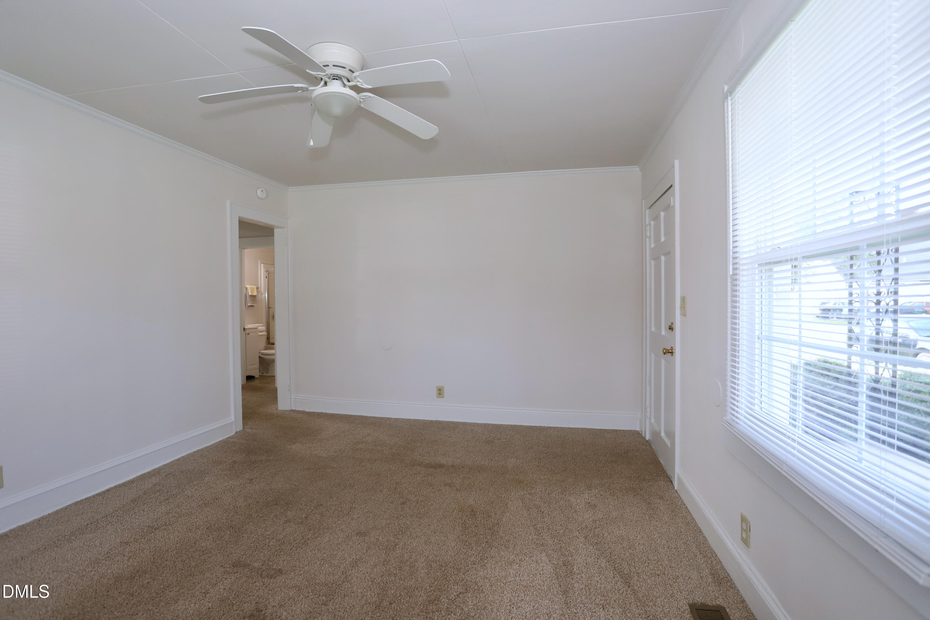 1320 Whitsett Street Property Photo 7