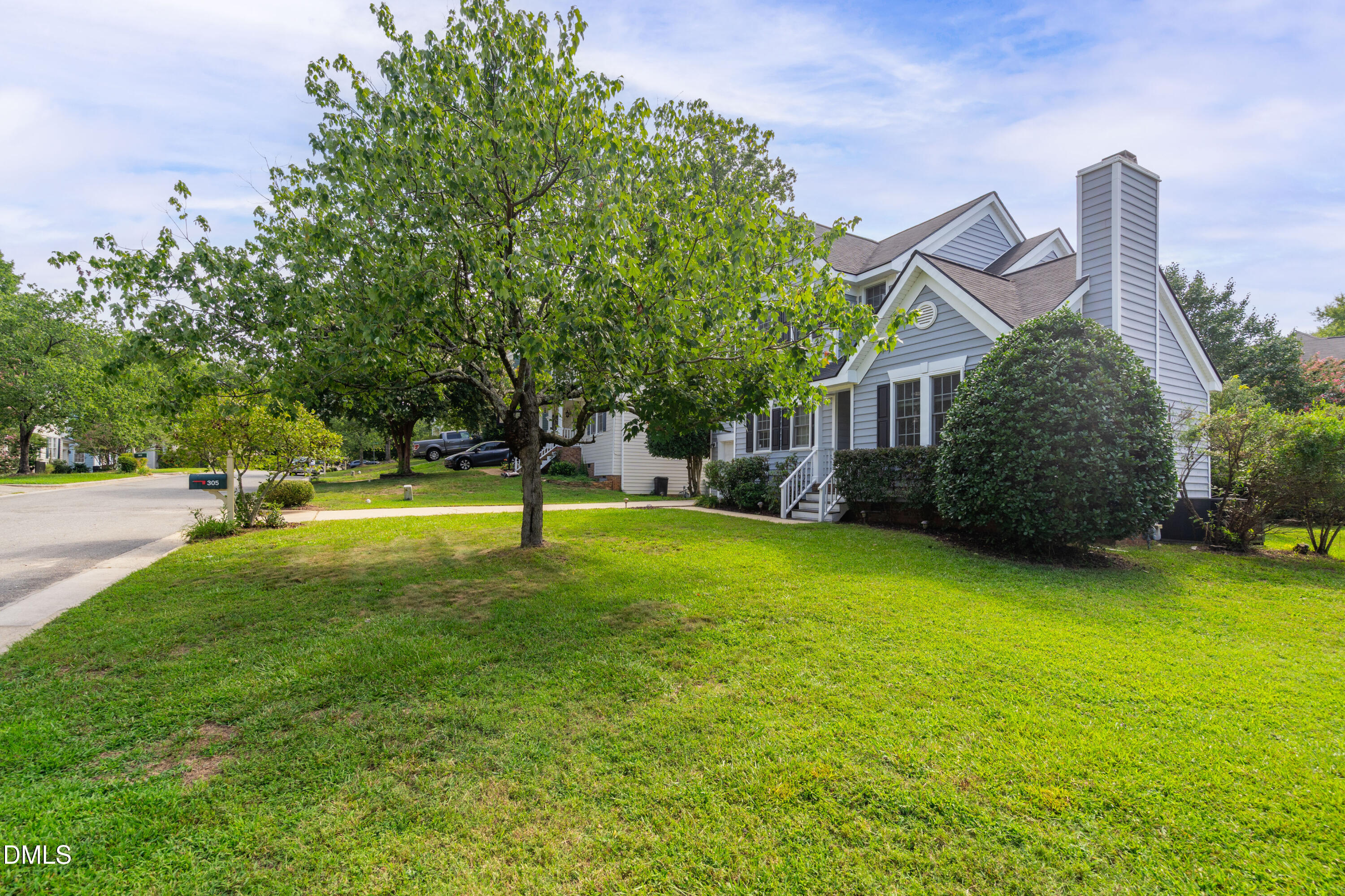 305 Mint Hill Drive Property Photo 3