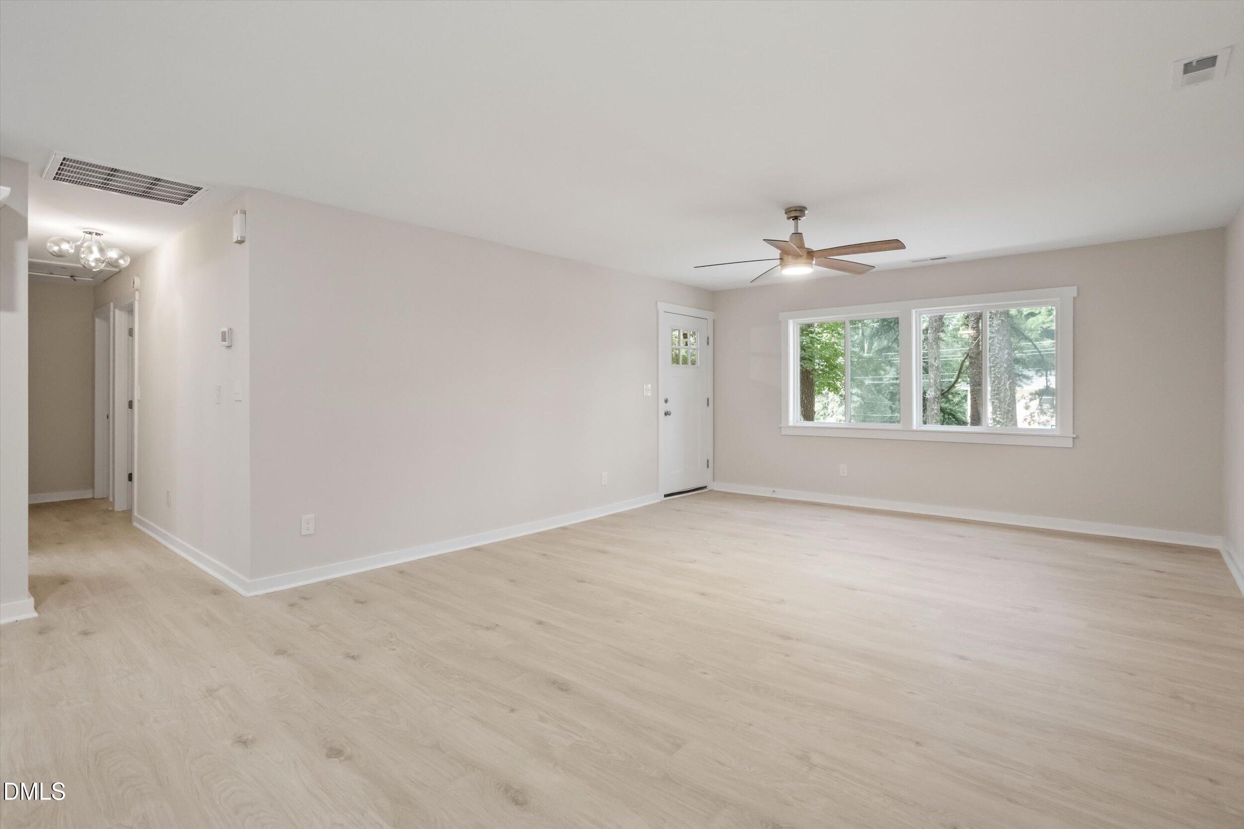 459 Dacian Road Property Photo 14