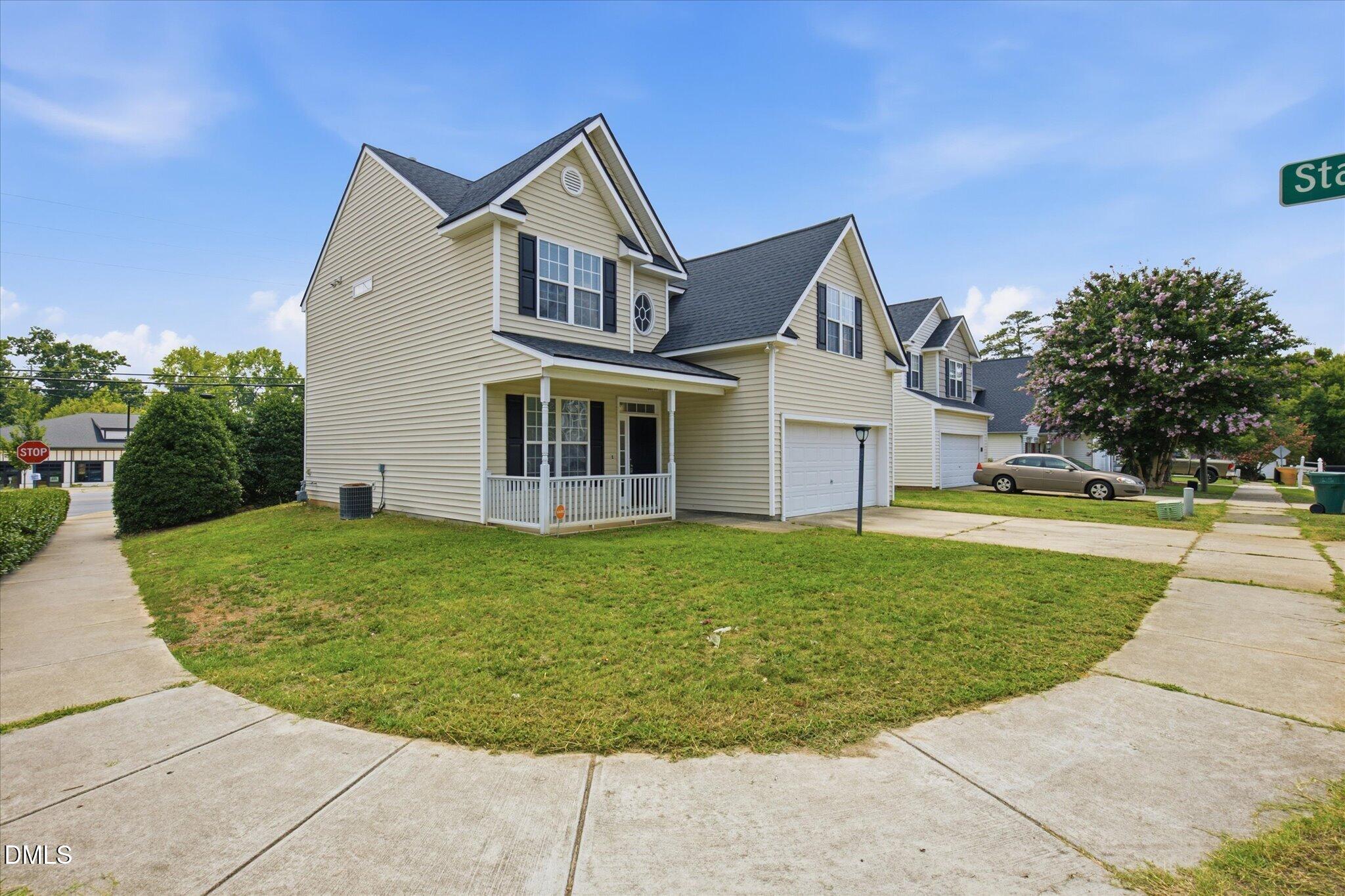 2124 Star Sapphire Drive Property Photo 3