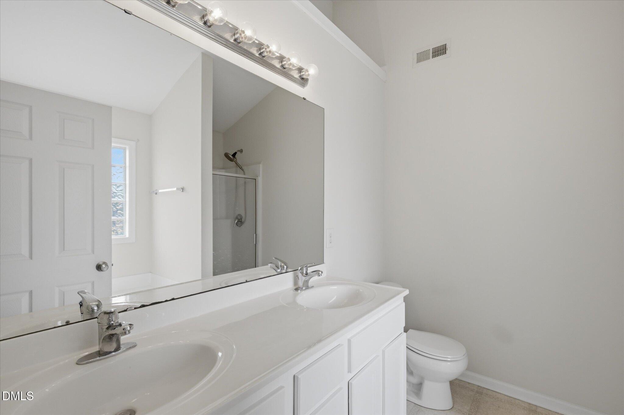 2124 Star Sapphire Drive Property Photo 30