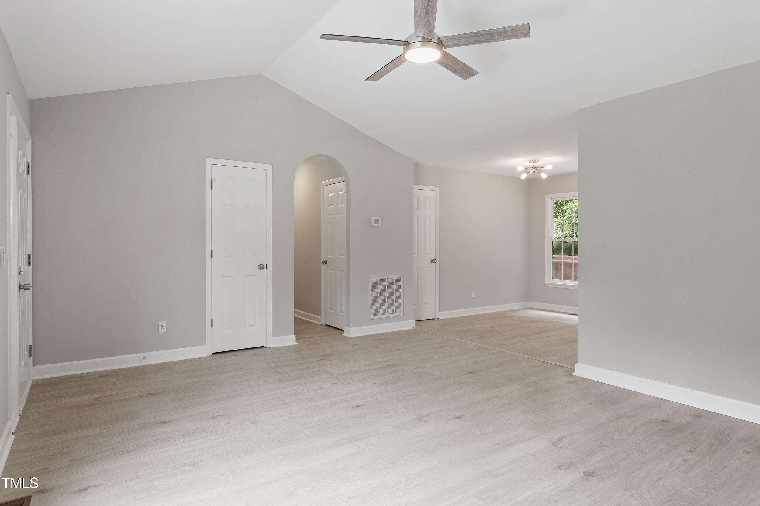 719 St Catherines Drive Property Photo 12