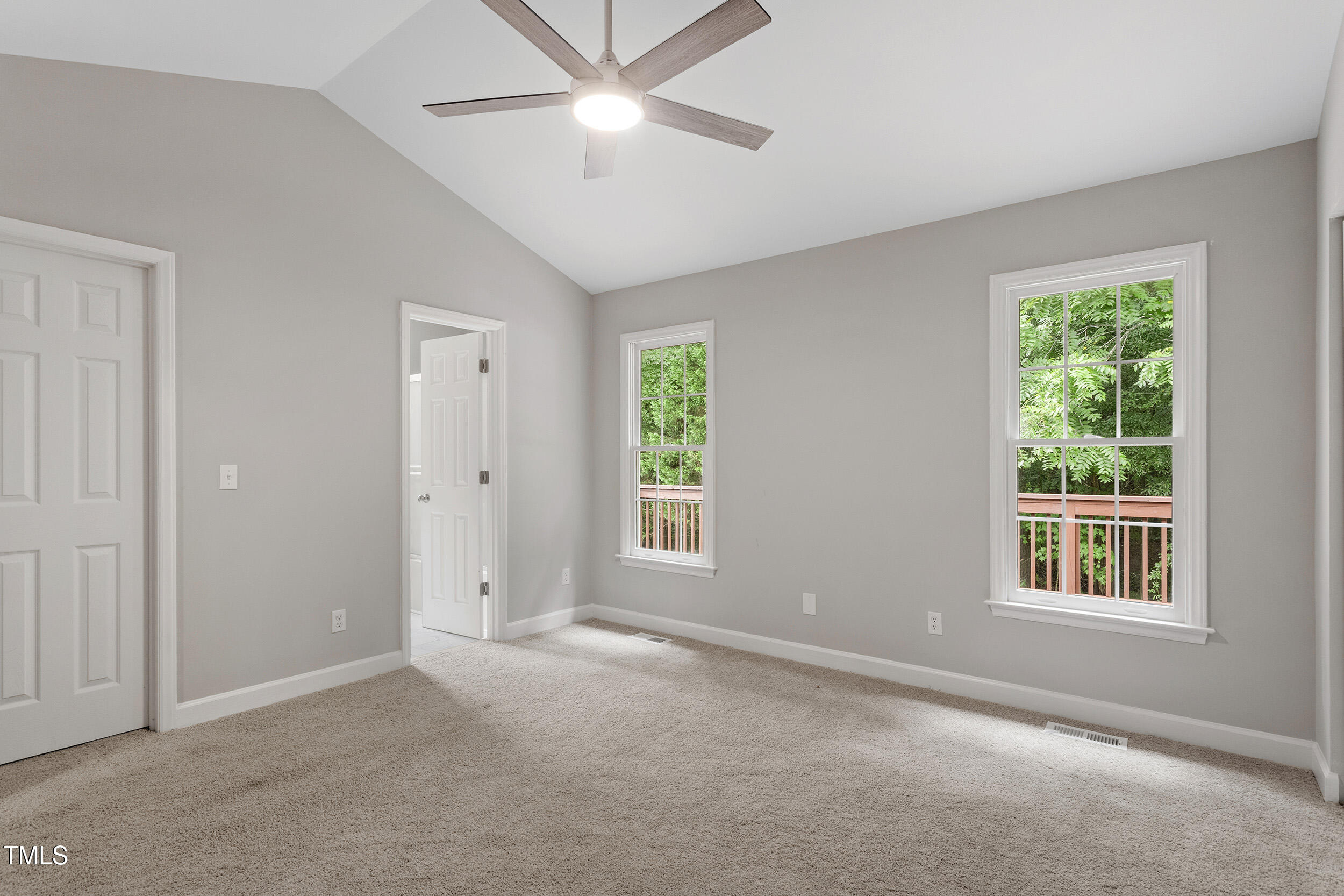 719 St Catherines Drive Property Photo 16