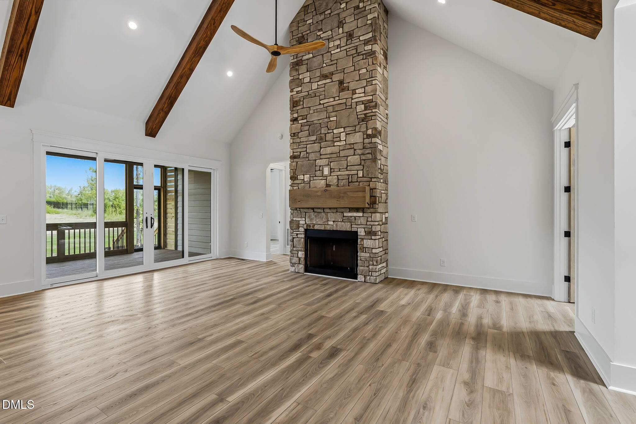 5 Harvest View Way Property Photo 8