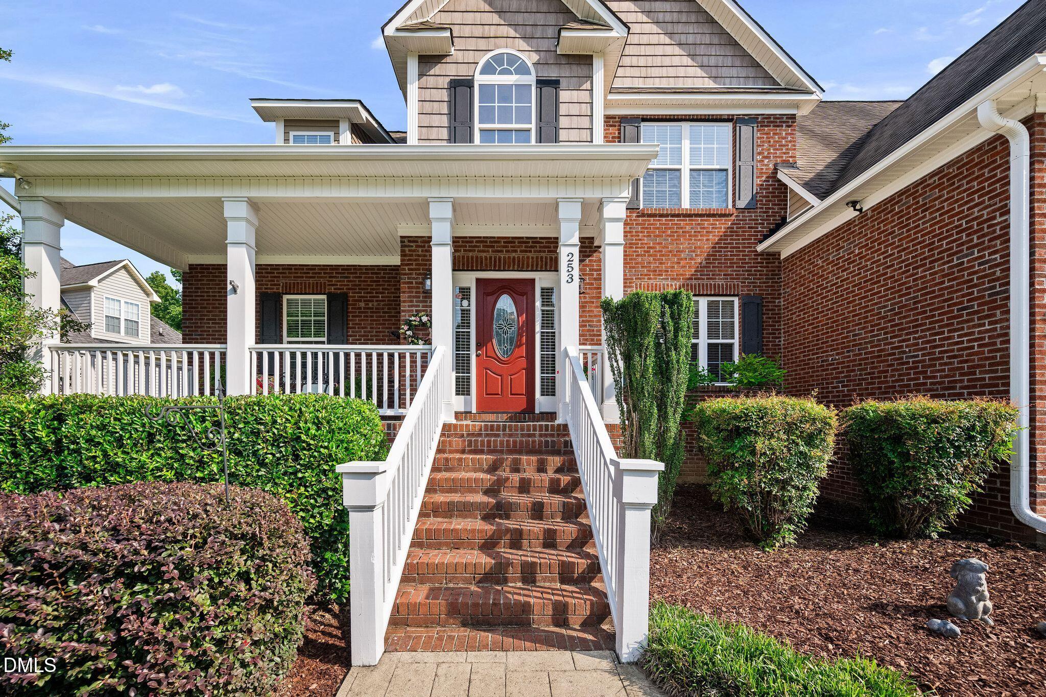 253 Winding Oak Way Property Photo 8