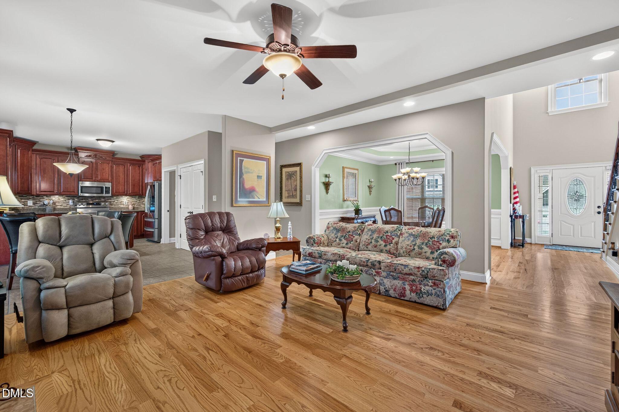 253 Winding Oak Way Property Photo 14