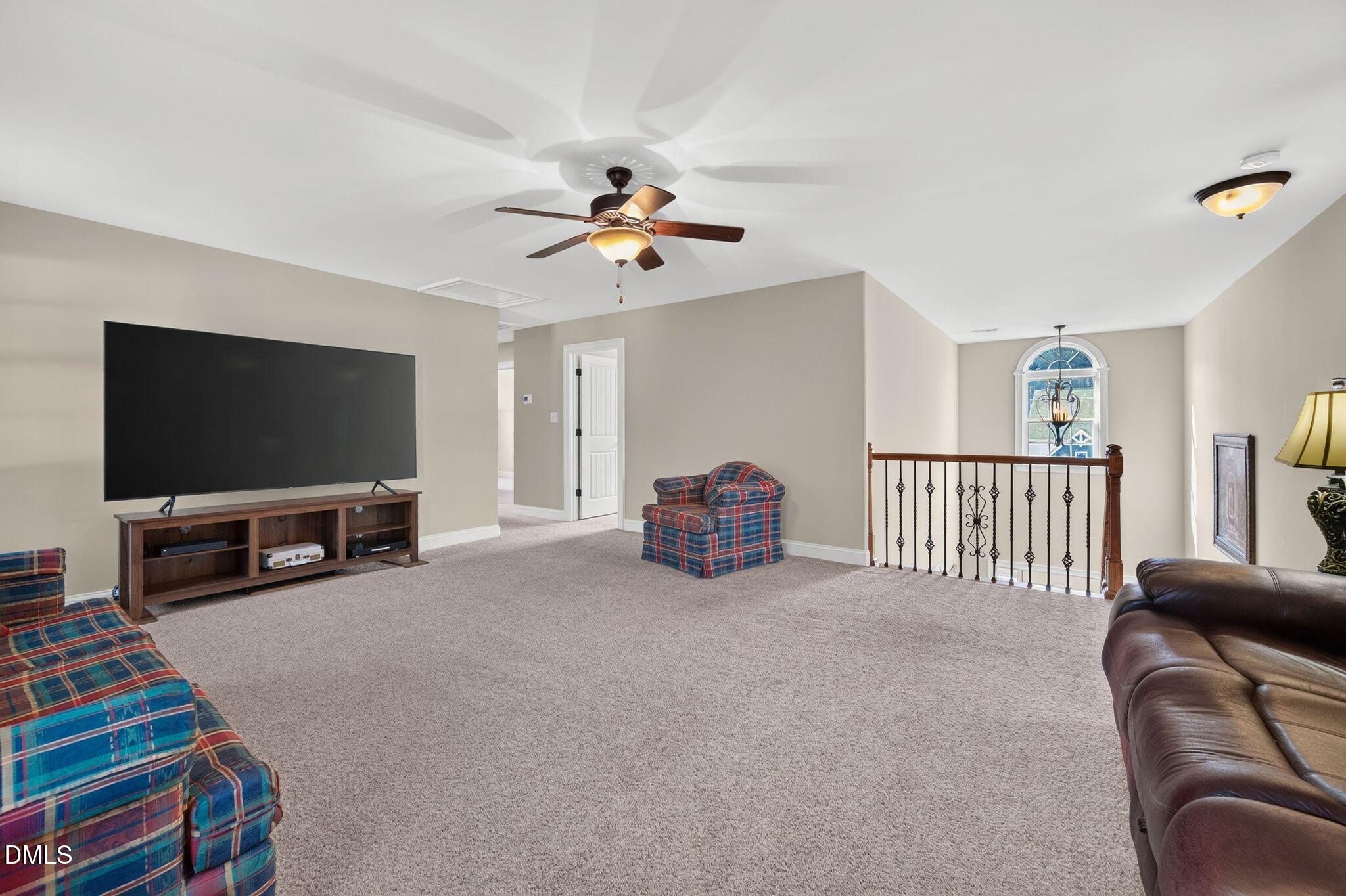 253 Winding Oak Way Property Photo 28