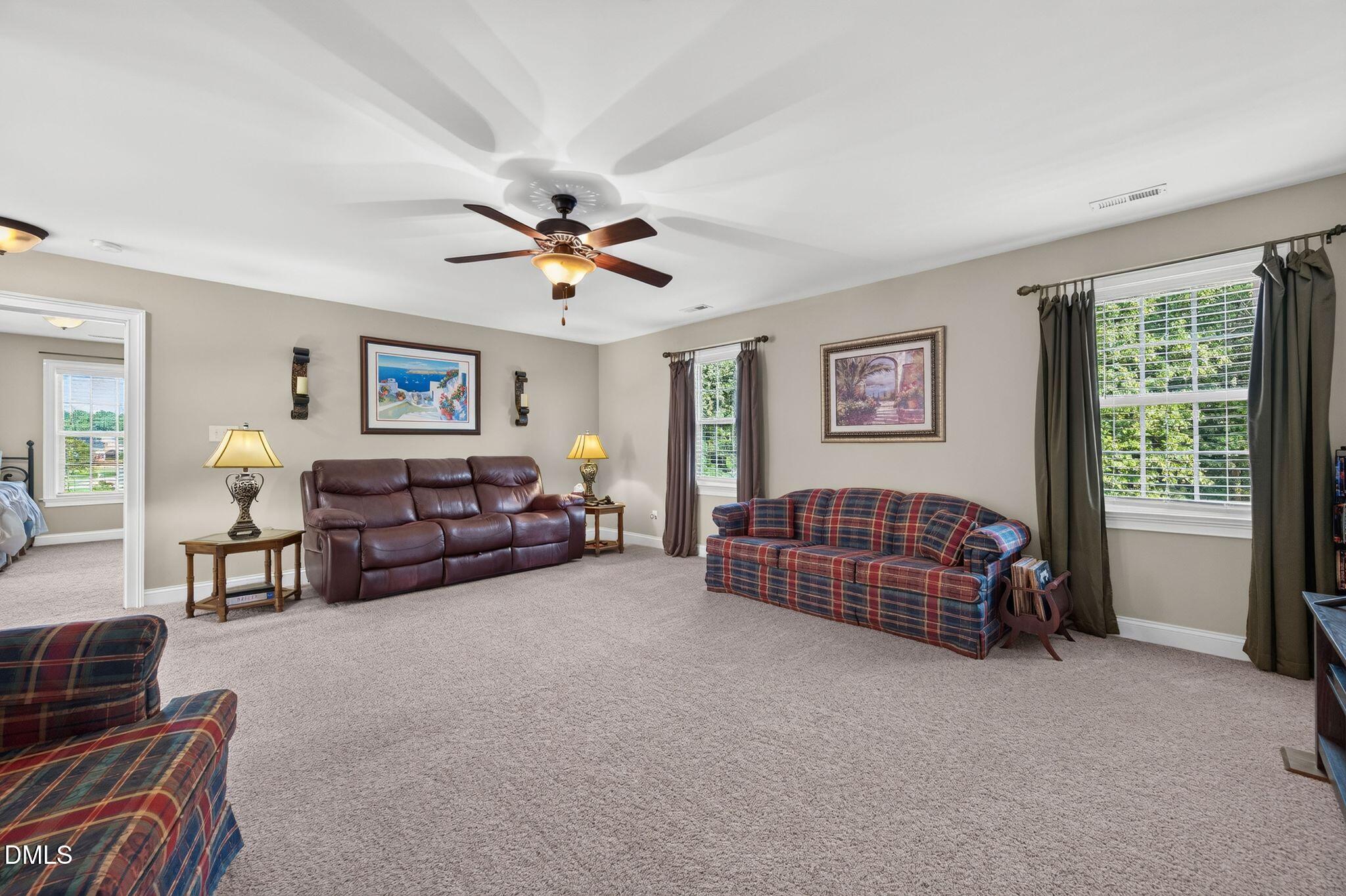 253 Winding Oak Way Property Photo 30