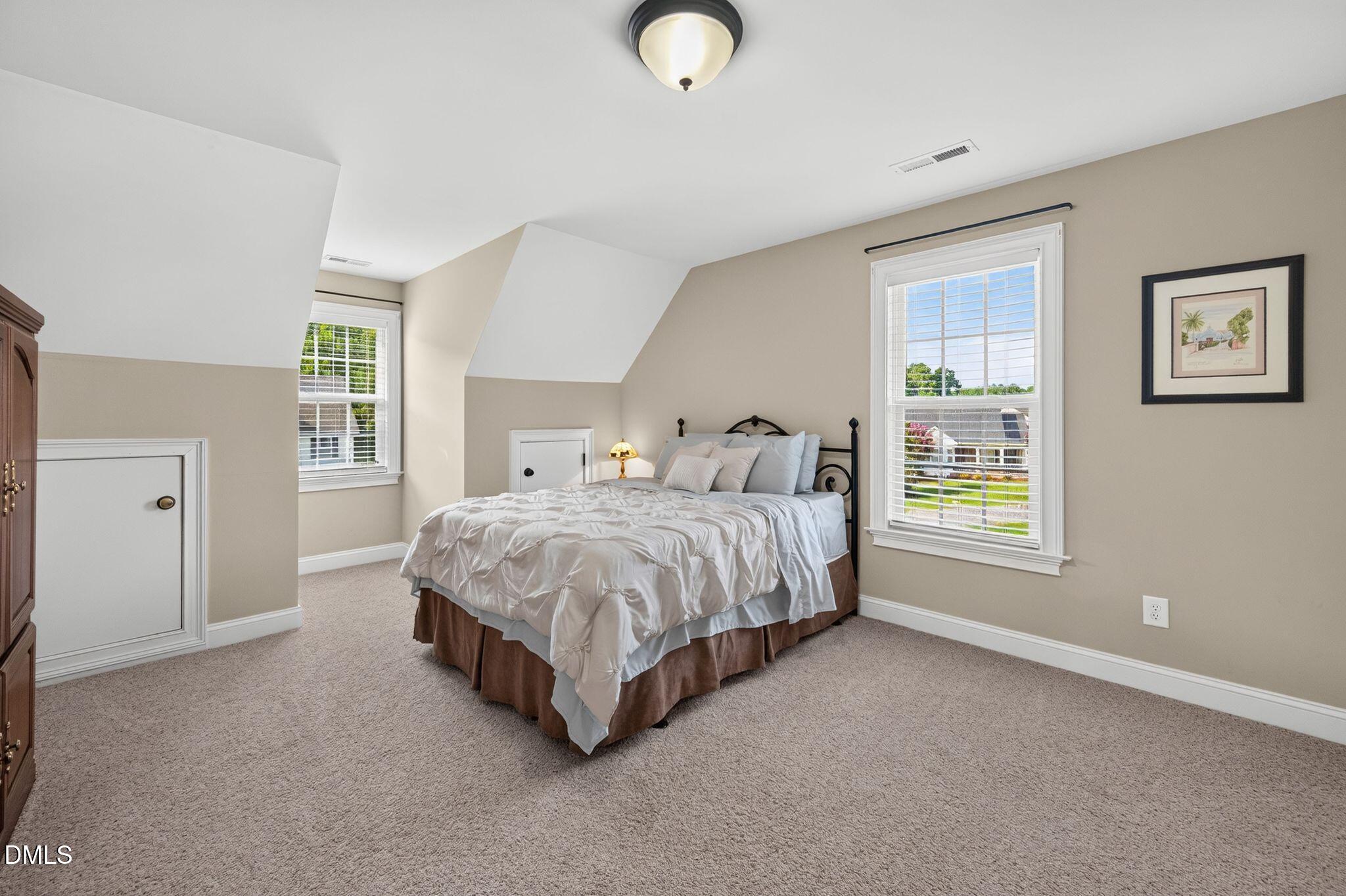 253 Winding Oak Way Property Photo 31