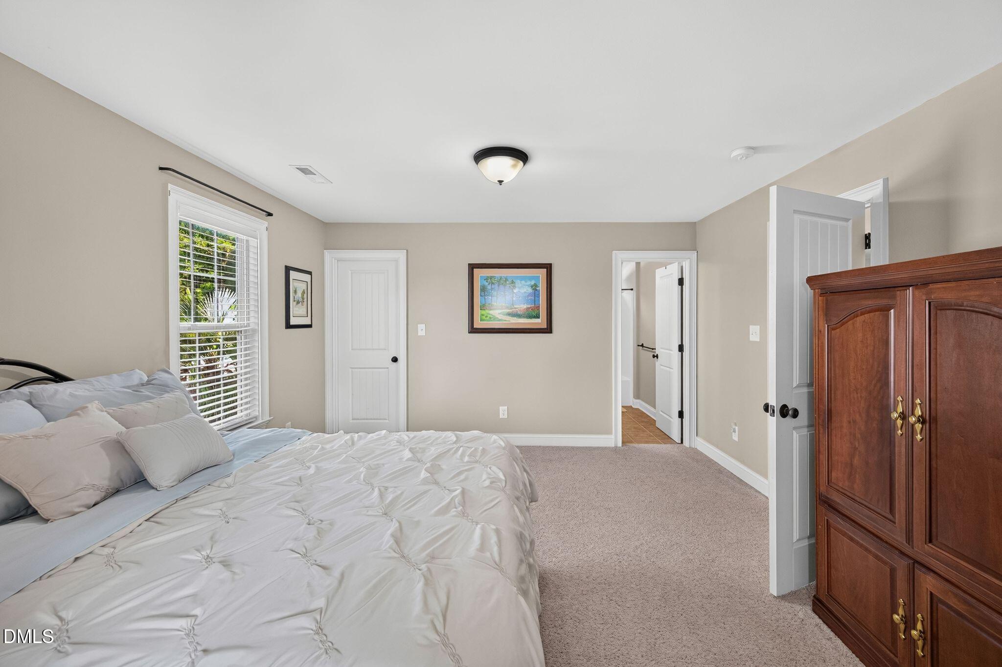 253 Winding Oak Way Property Photo 32