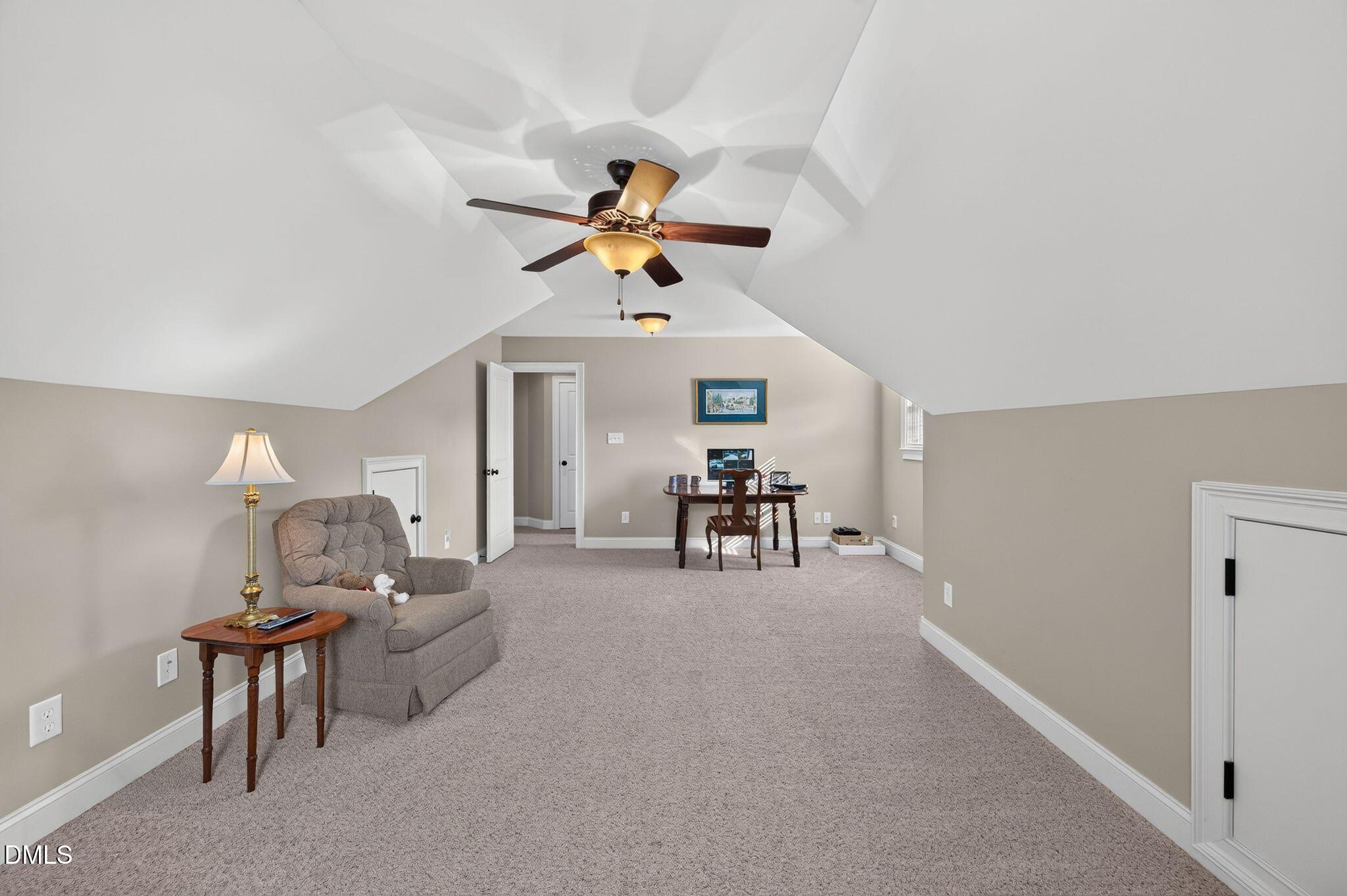 253 Winding Oak Way Property Photo 40