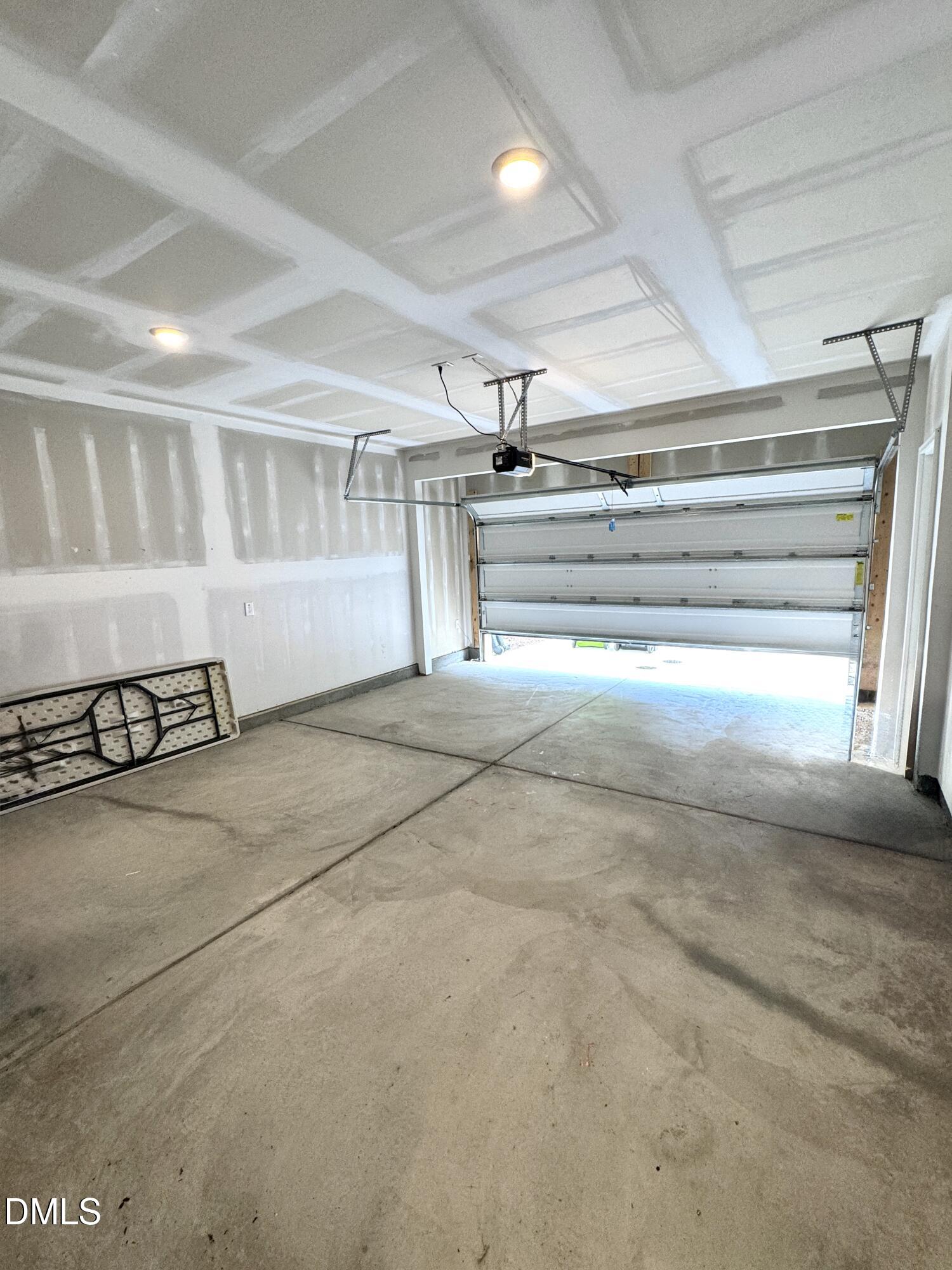 1080 Manorhaven Property Photo 20