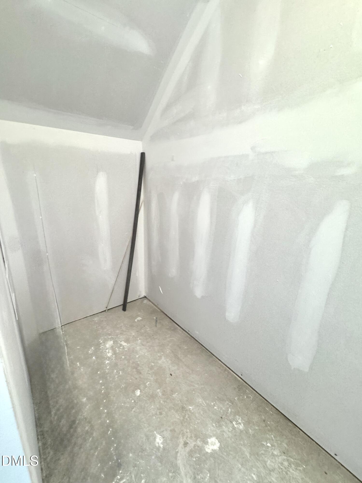 1080 Manorhaven Property Photo 33