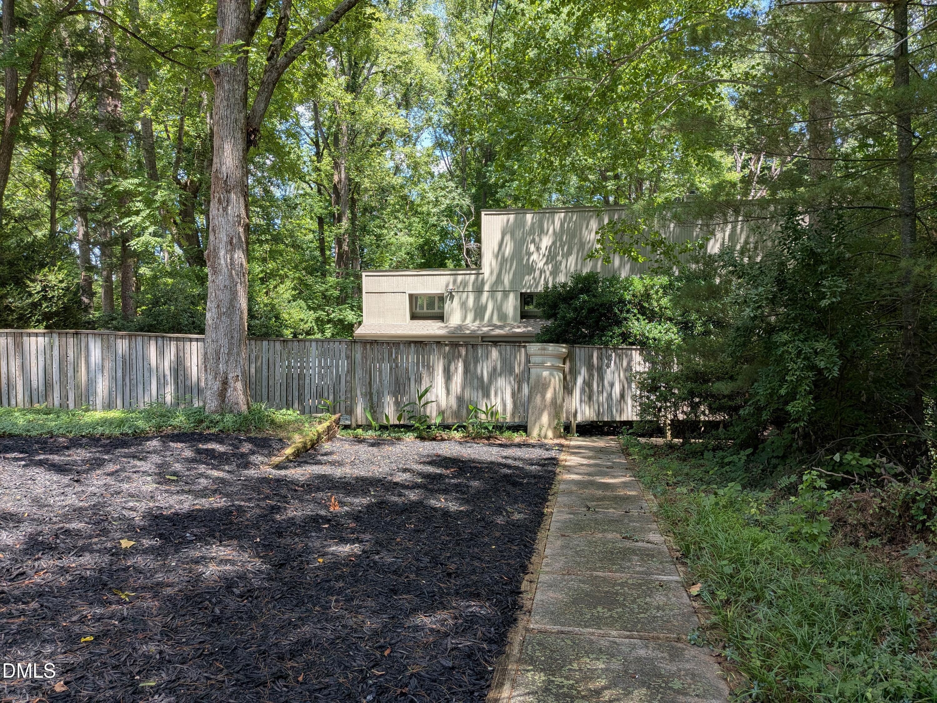 183 Gatewood Road Property Photo 2