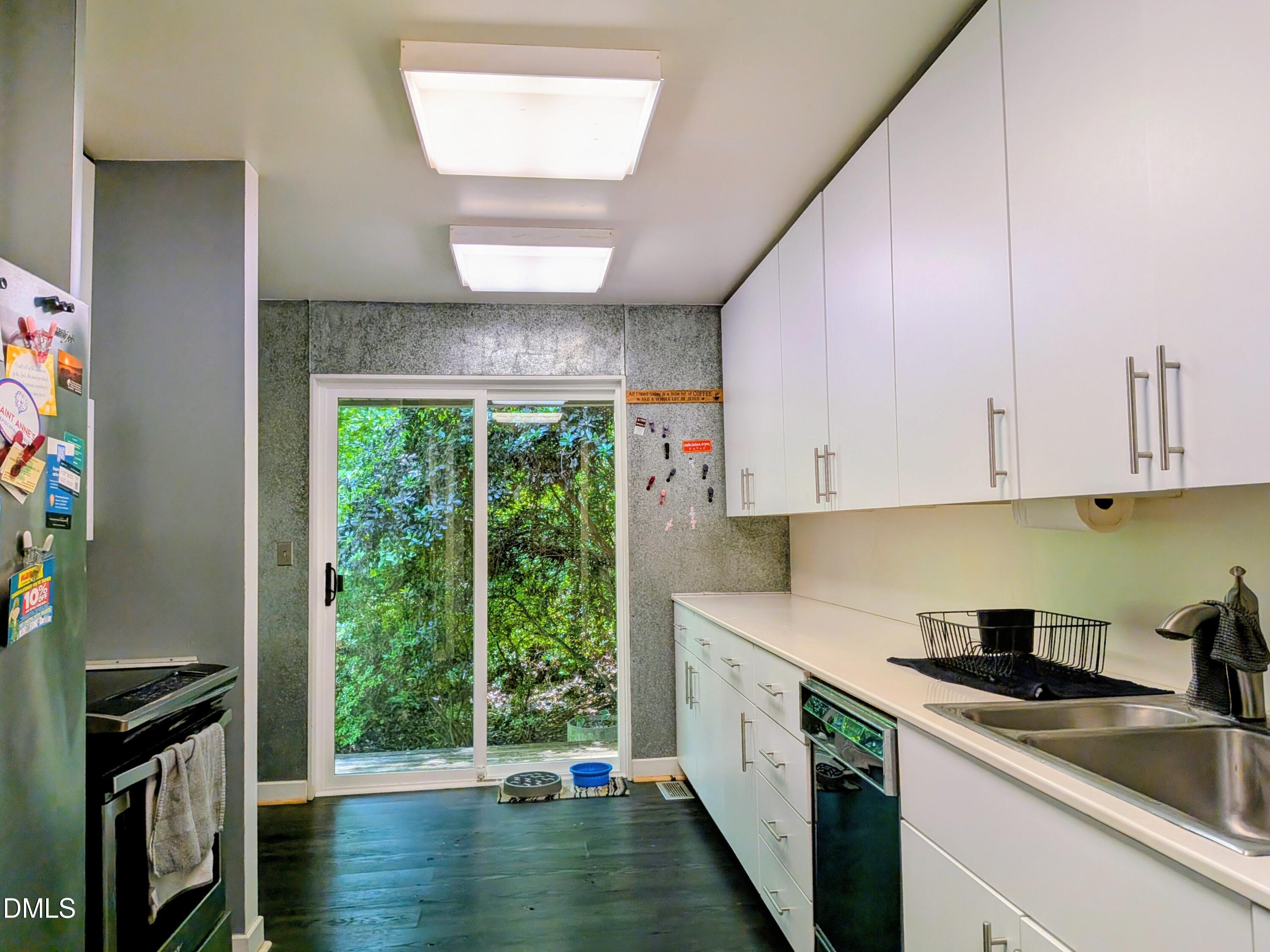 183 Gatewood Road Property Photo 11