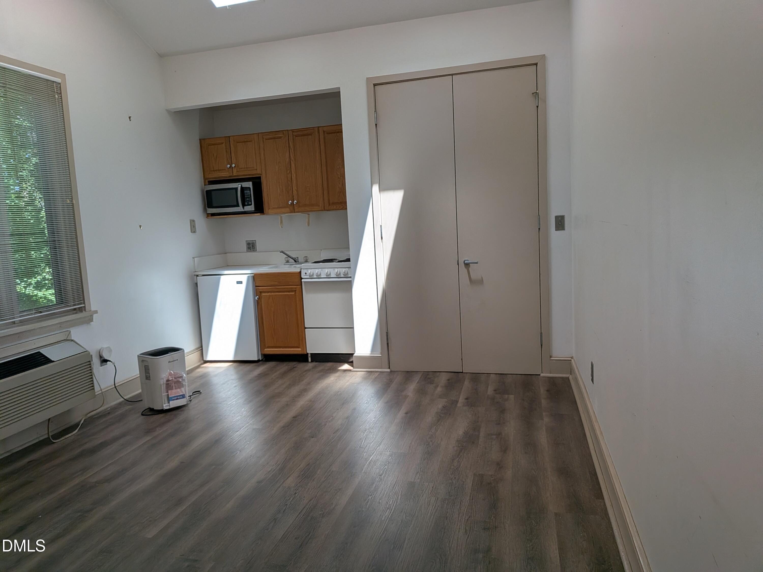 183 Gatewood Road Property Photo 31
