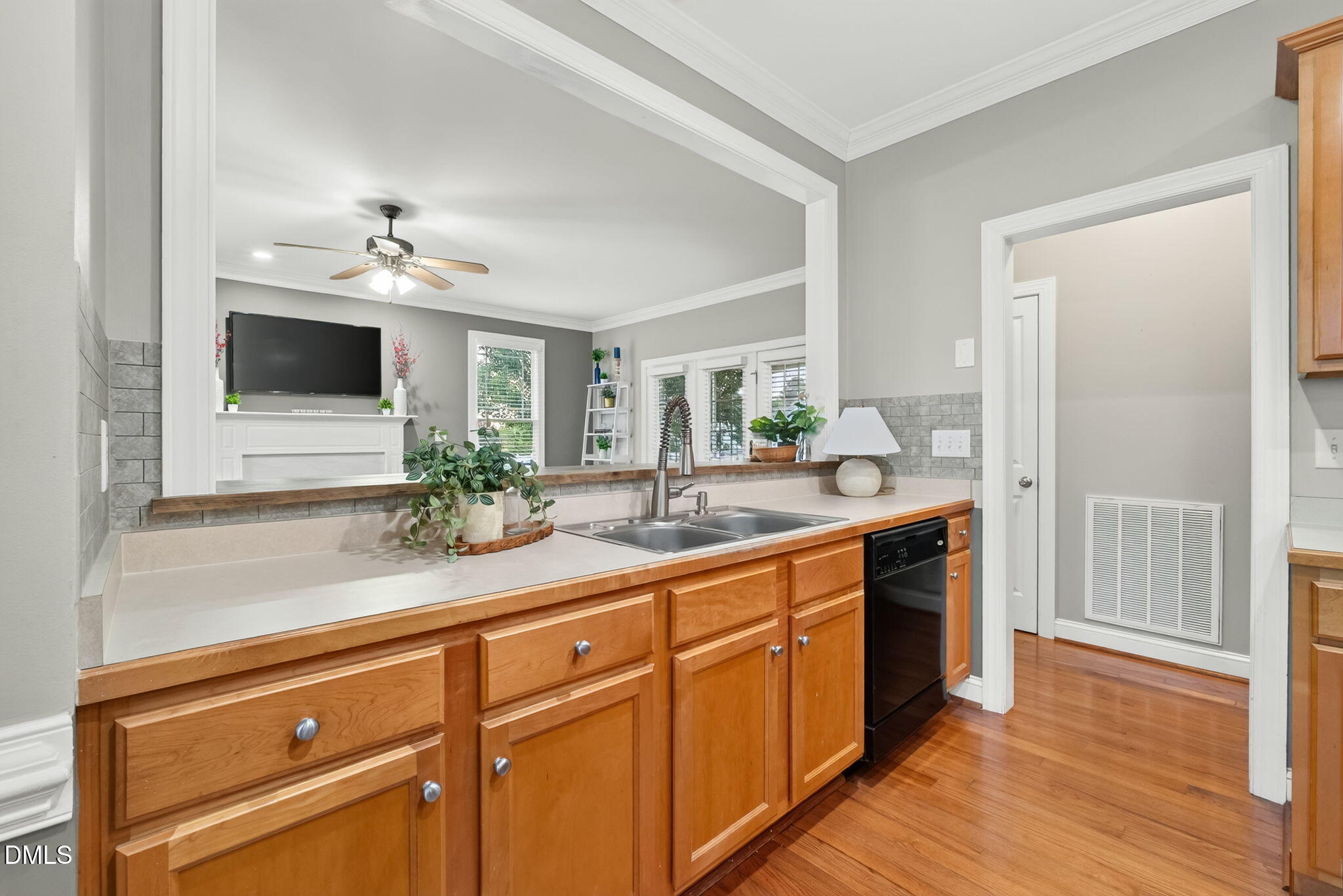 57 Planters Glen Drive Property Photo 12