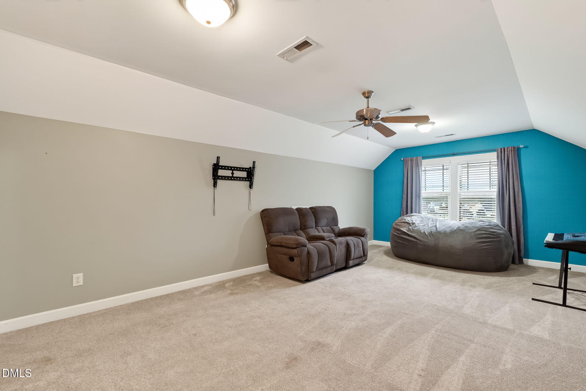 57 Planters Glen Drive Property Photo 18