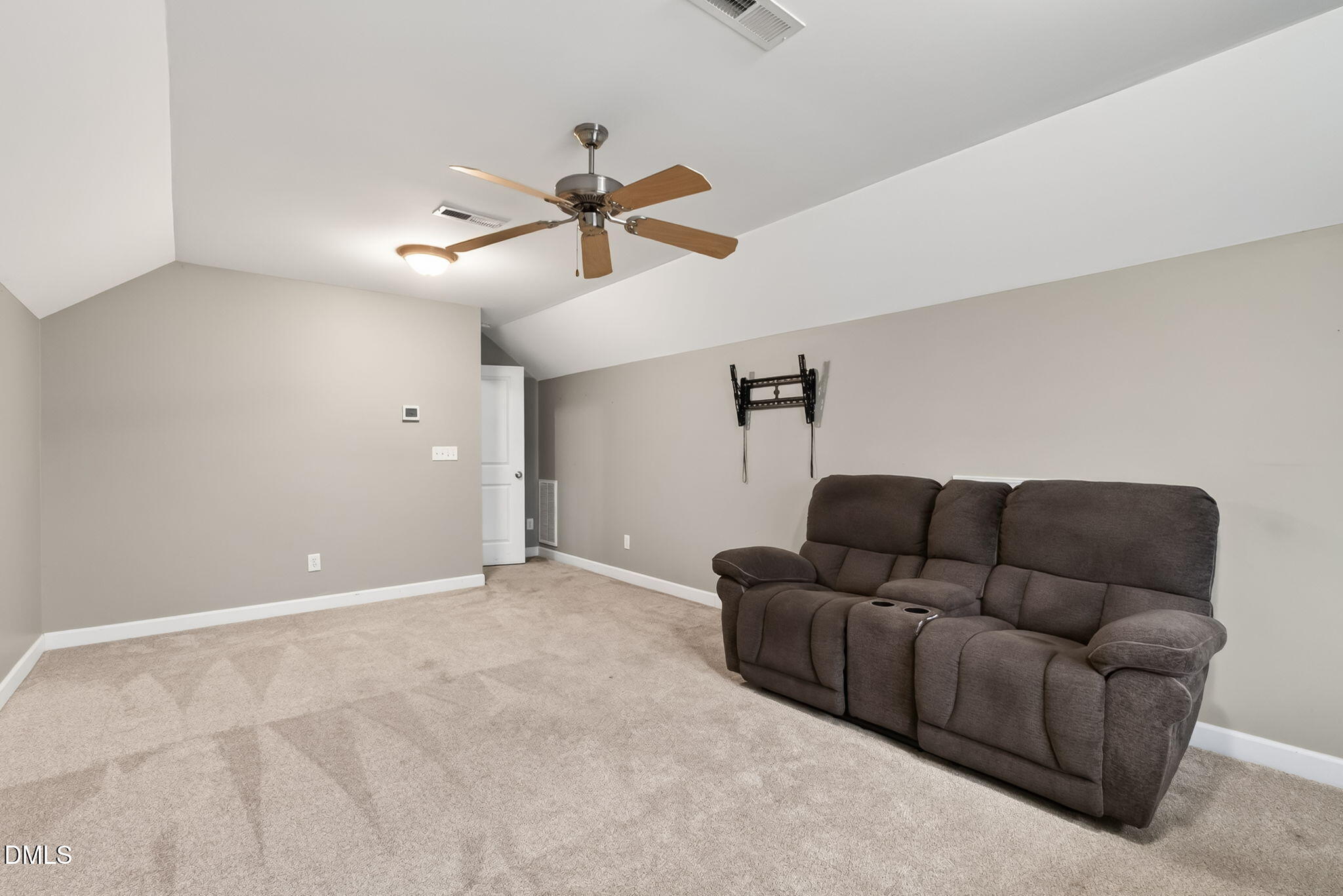 57 Planters Glen Drive Property Photo 19