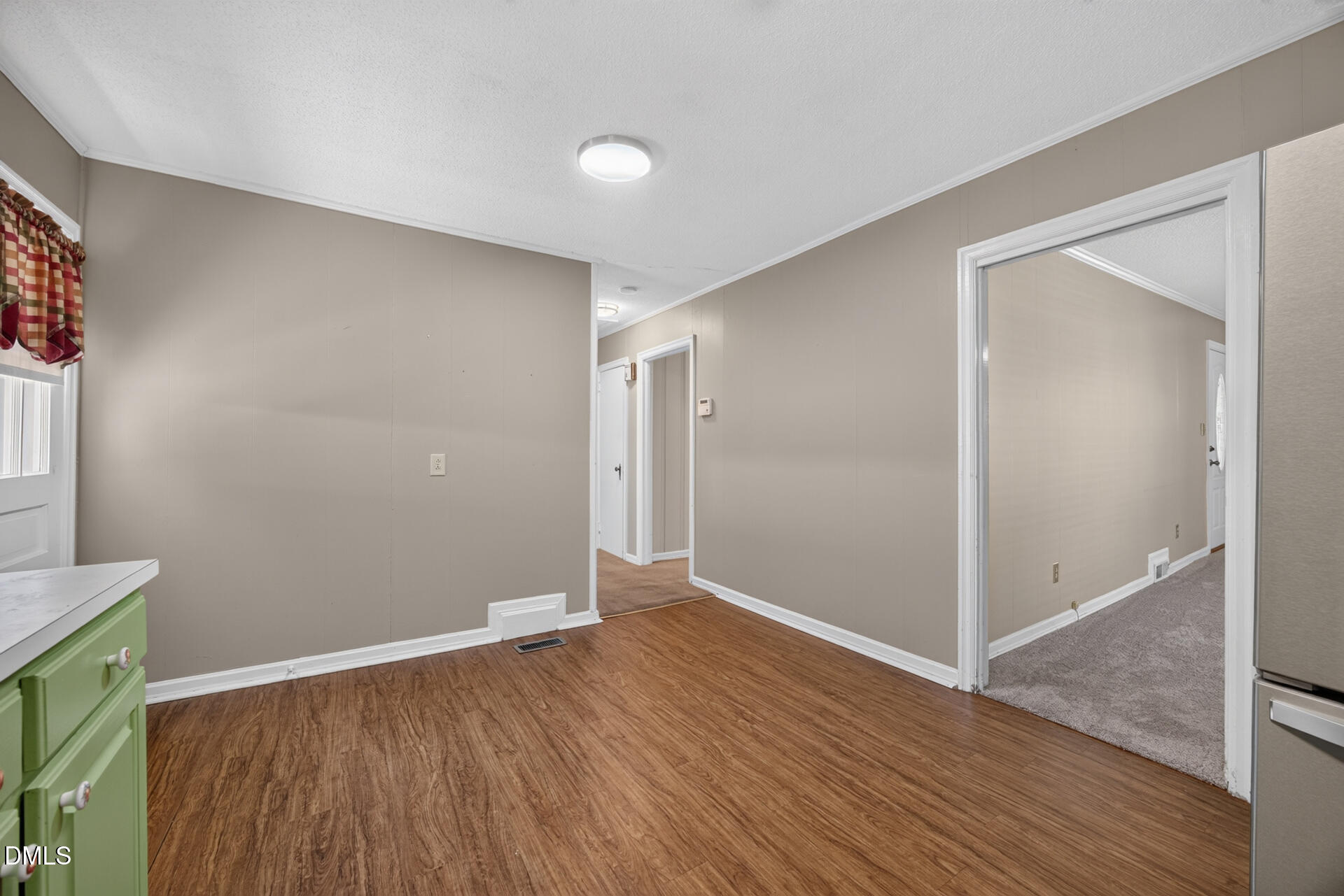 1115 E Willowbrook Drive Property Photo 10