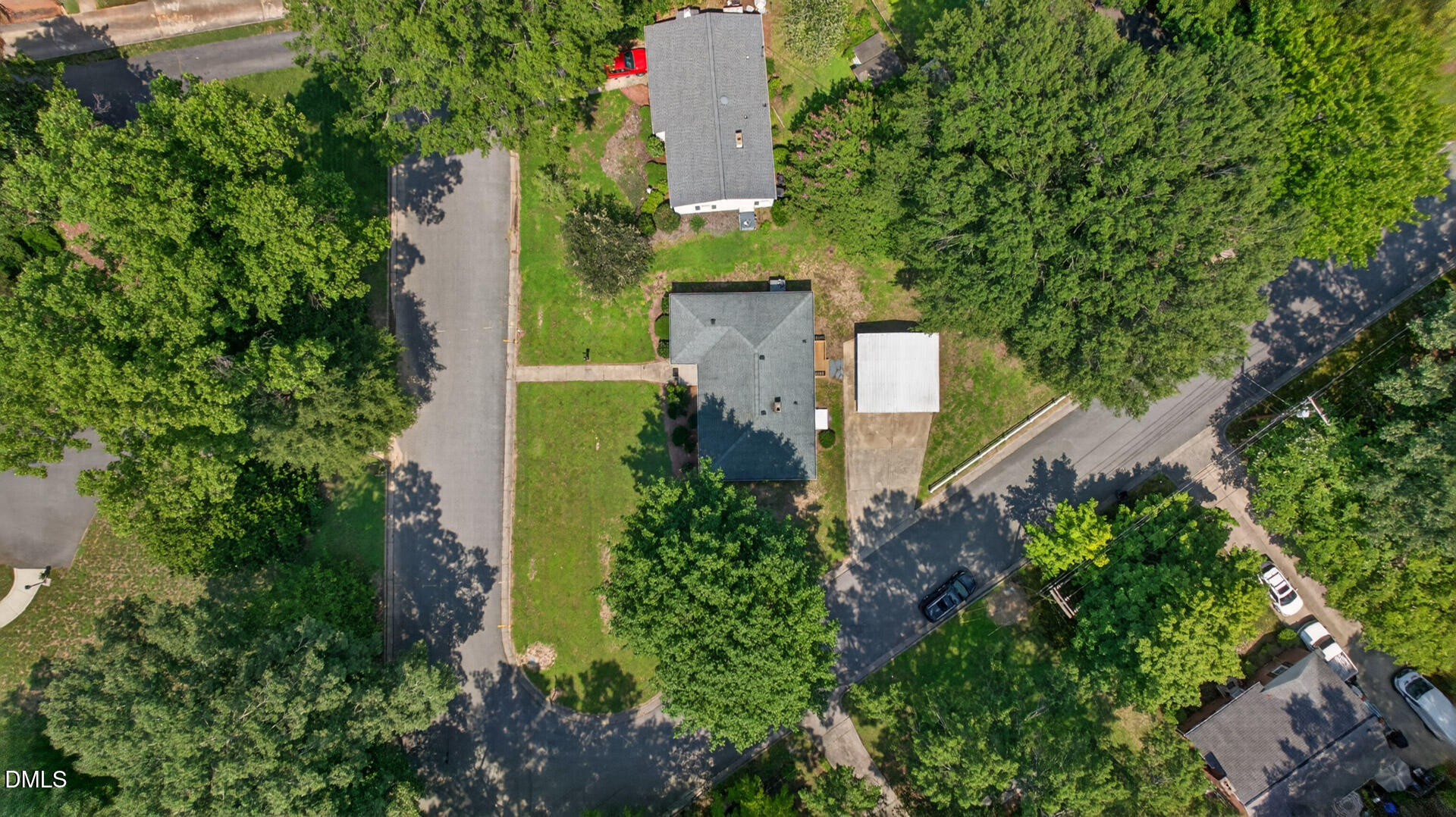 1115 E Willowbrook Drive Property Photo 27