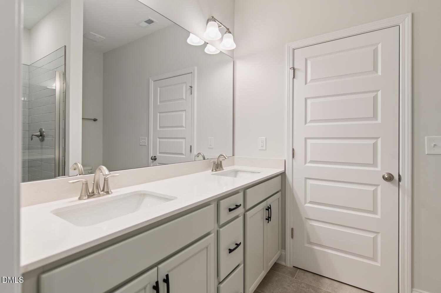 4415 Dominion Crest Drive Property Photo 6