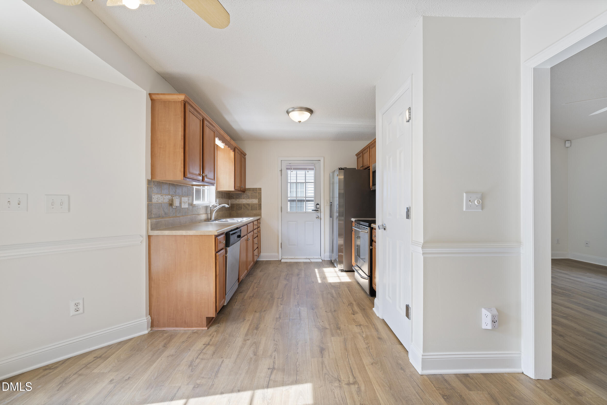 719 Lynn Road Property Photo 2