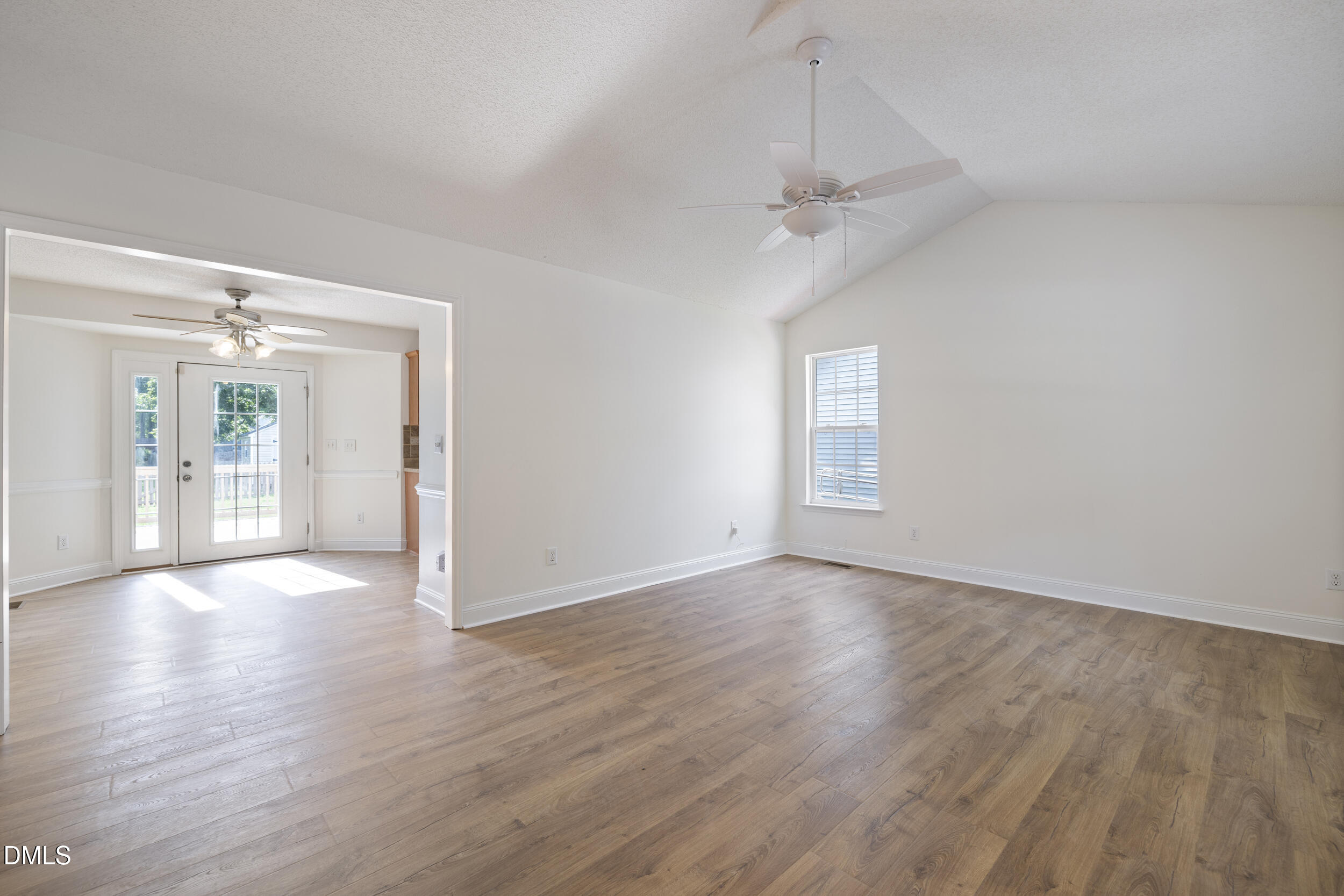 719 Lynn Road Property Photo 4
