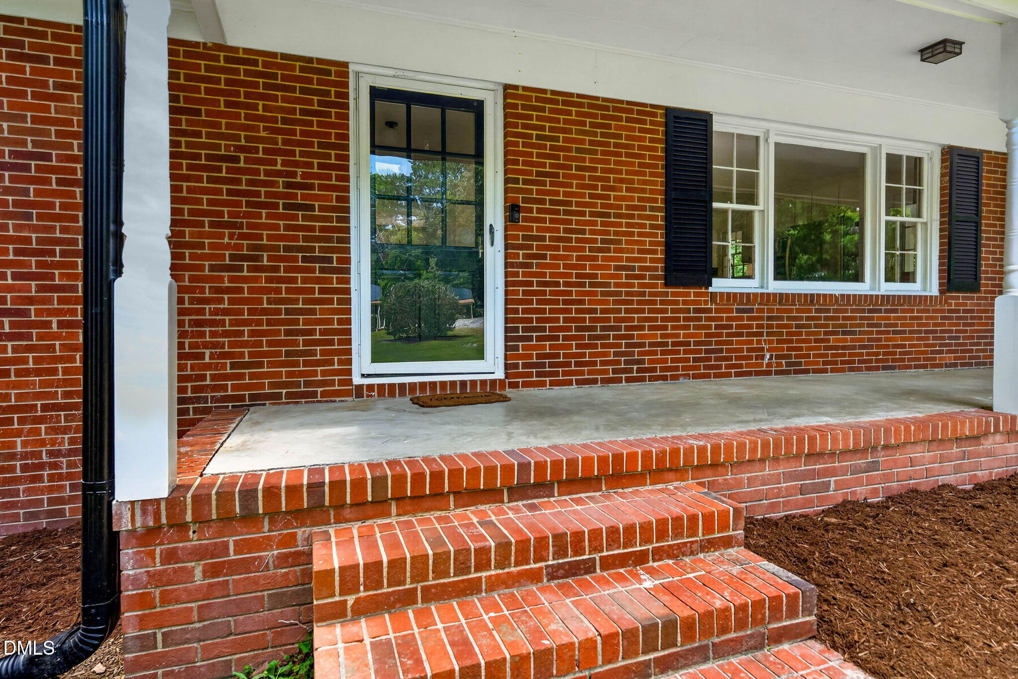 6223 Dello Street Property Photo 5