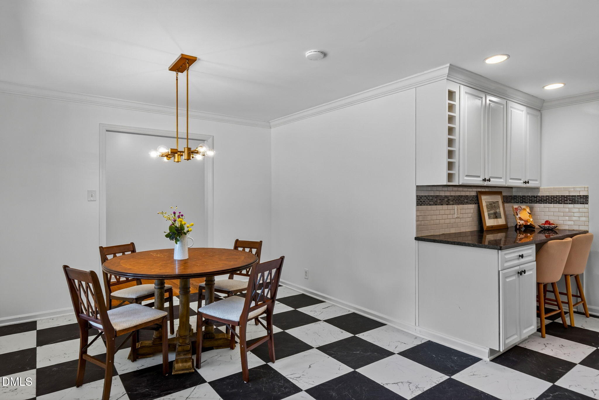6223 Dello Street Property Photo 16