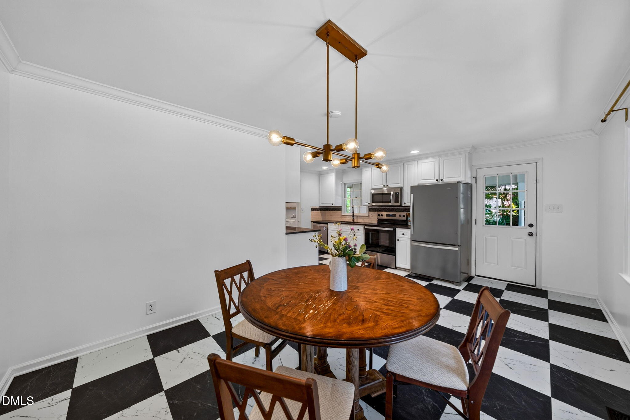 6223 Dello Street Property Photo 17
